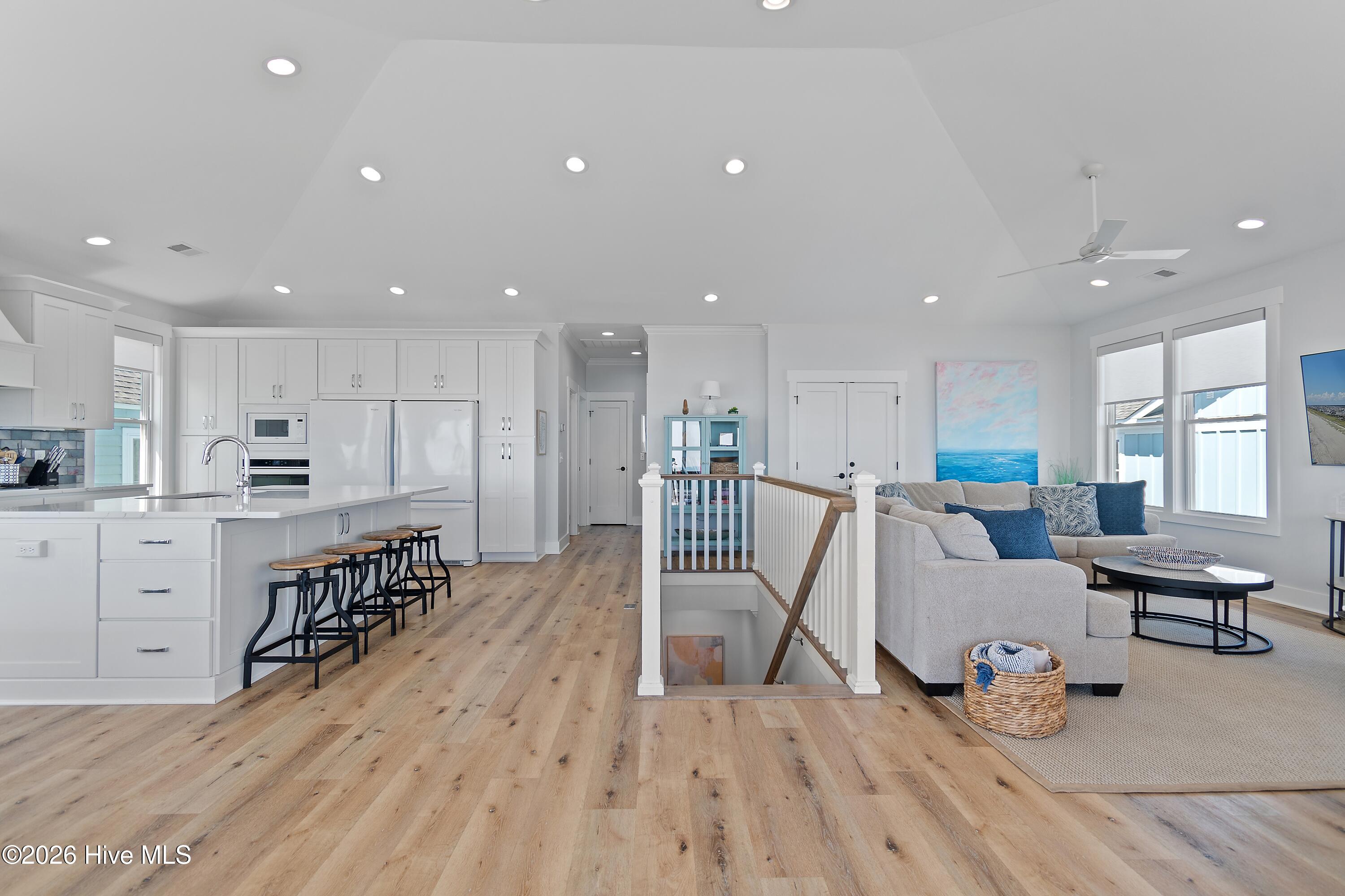 100564147 | Photo 20