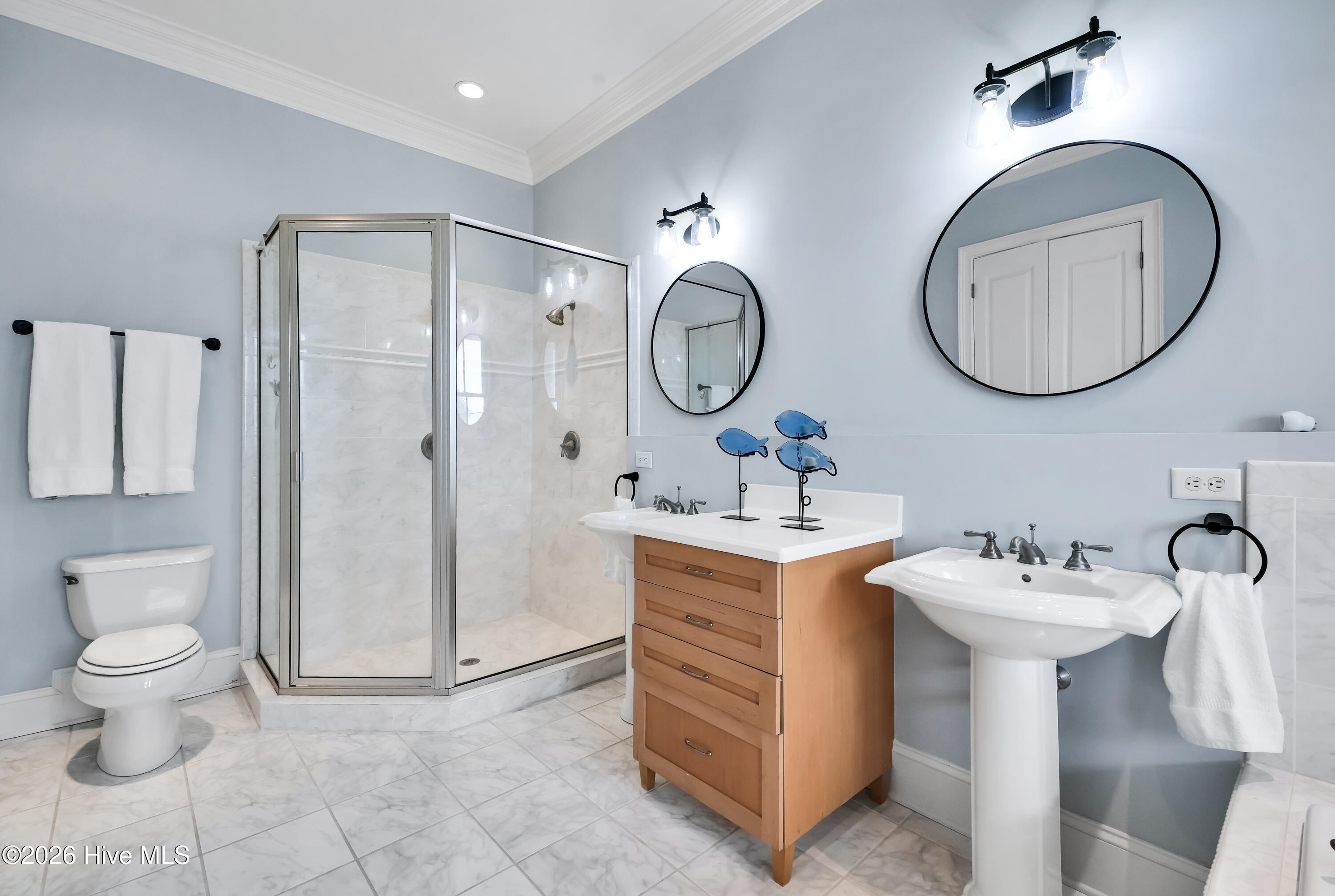 100561238 | Photo 17