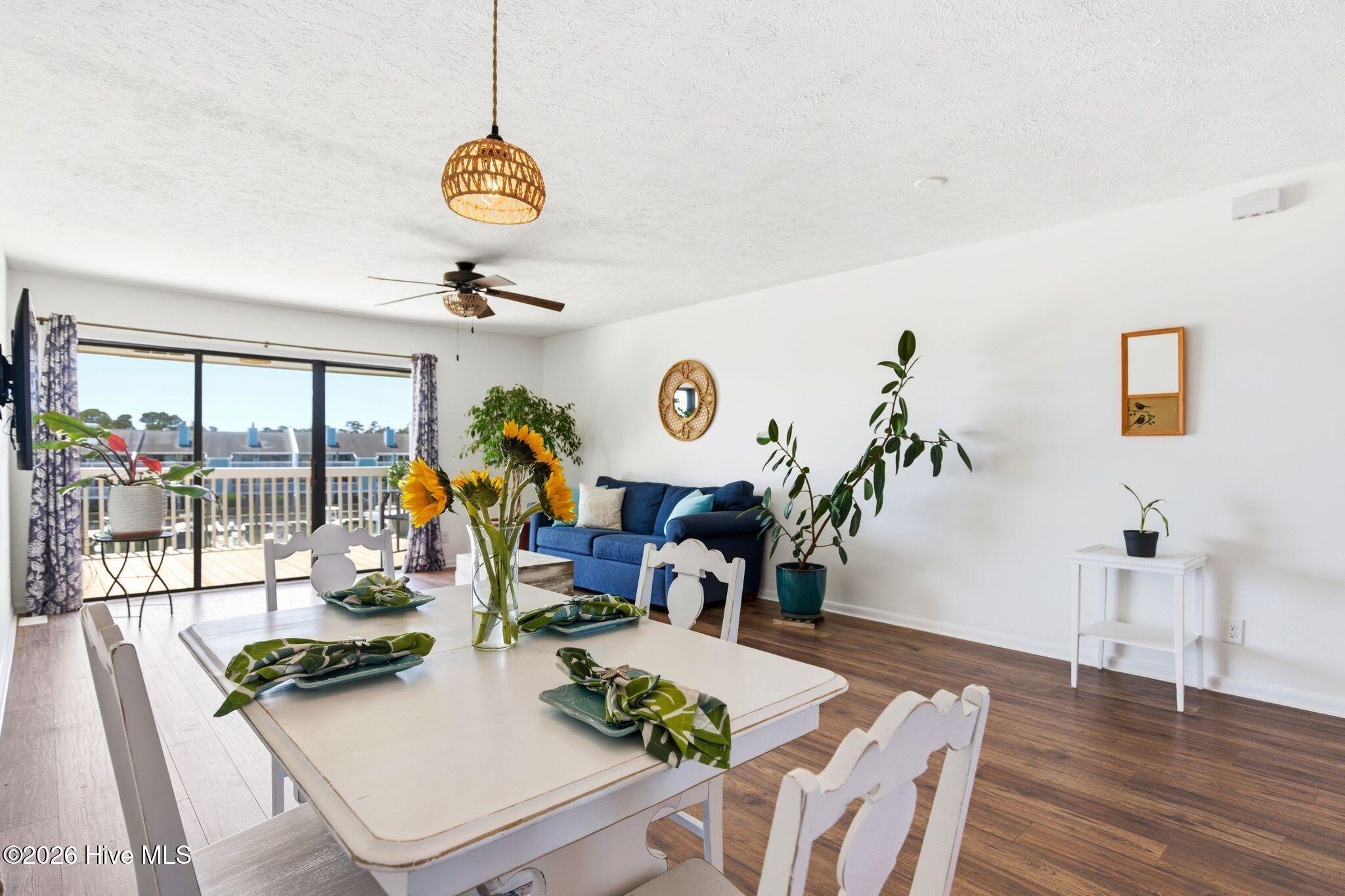 100568885 | Photo 13