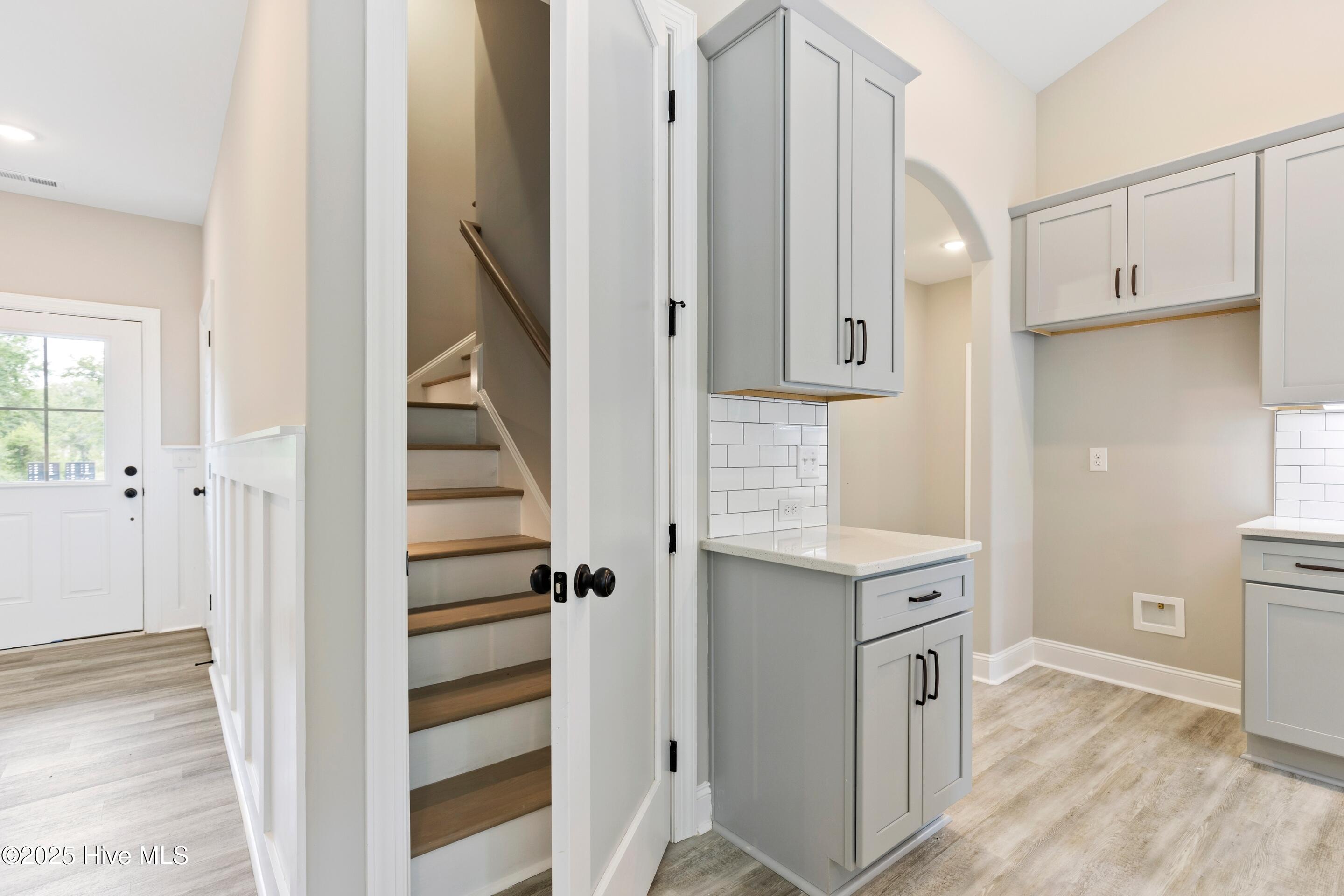 100524111 | Photo 45