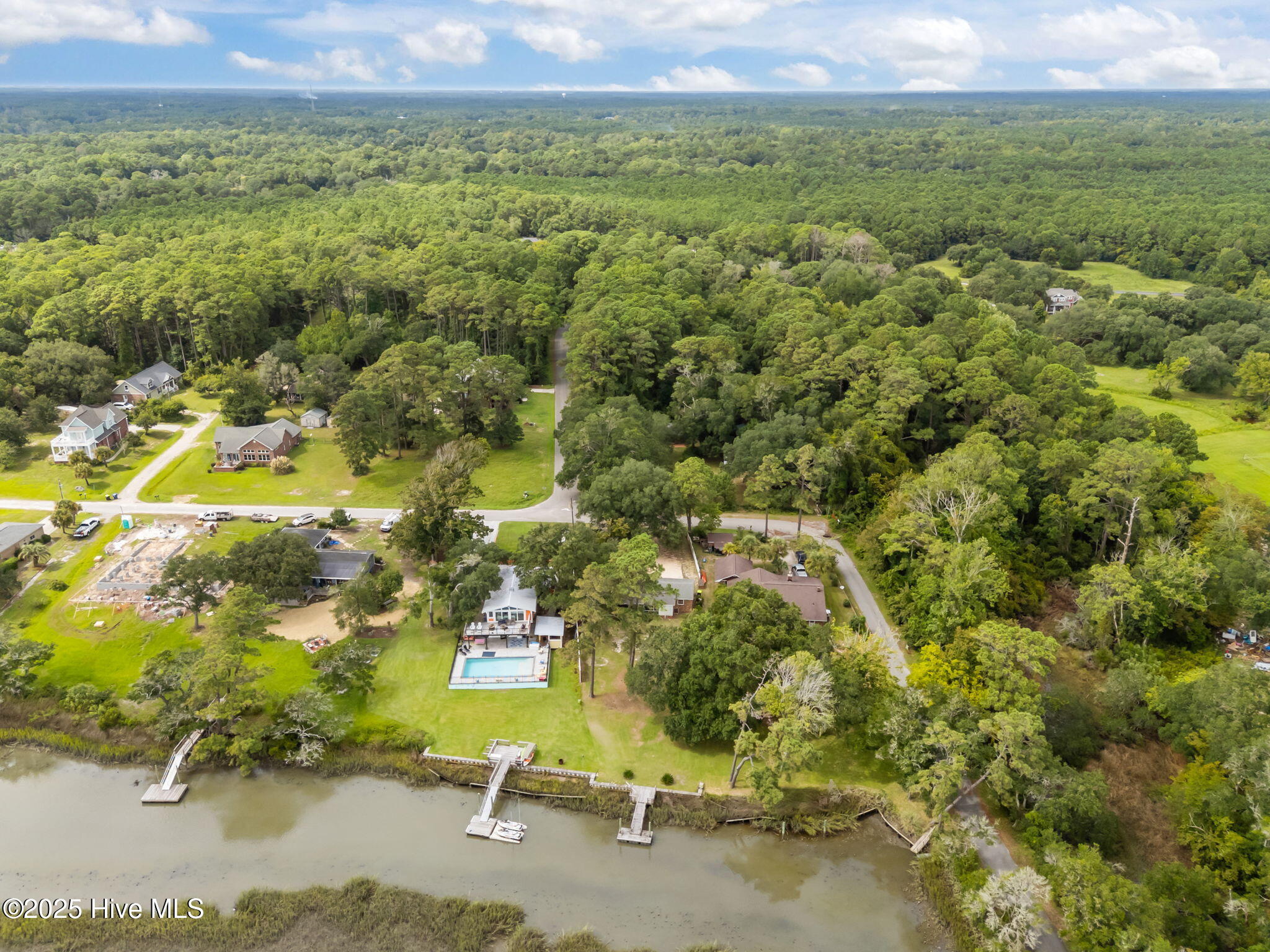 100527099 | Photo 10