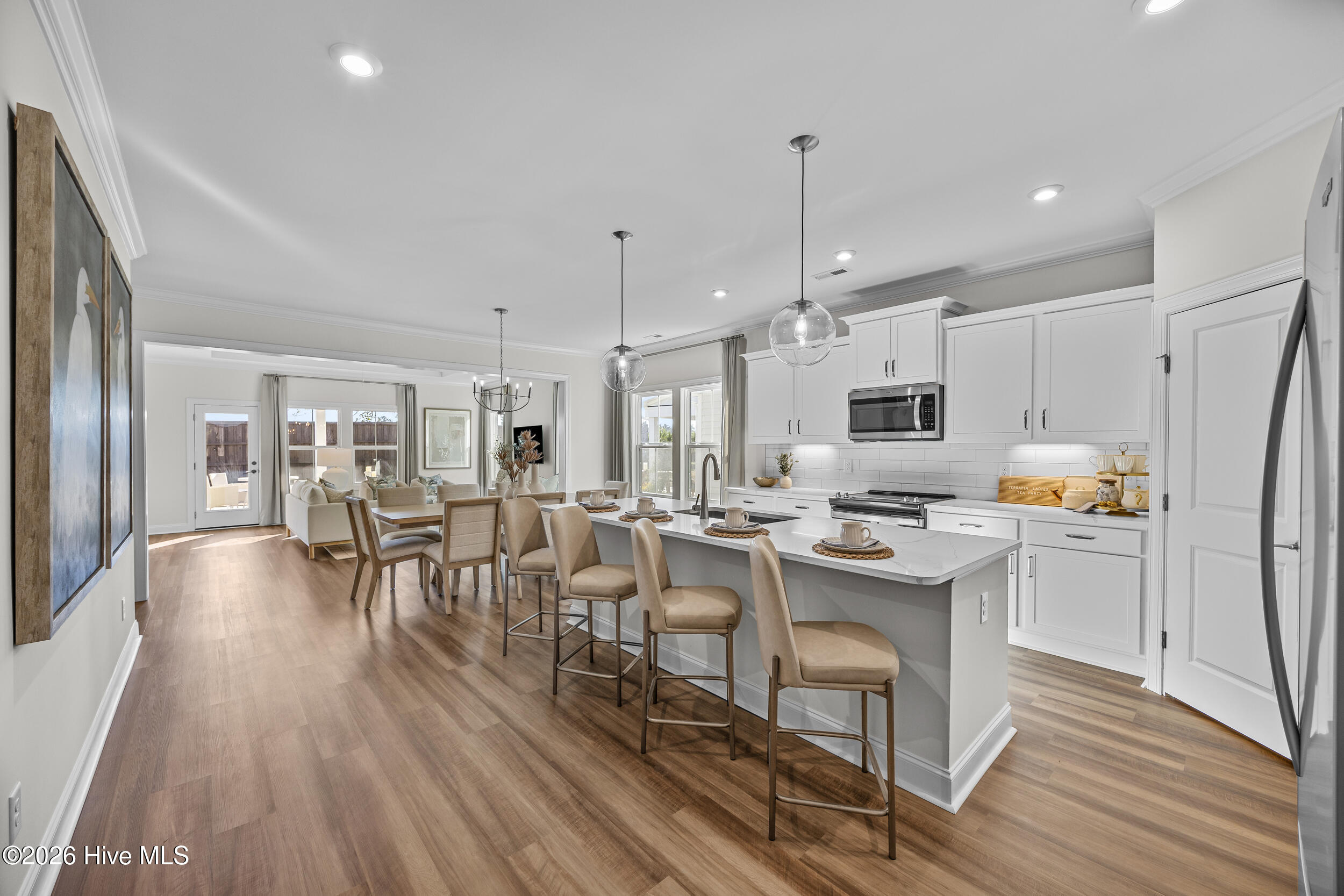 100556247 | Photo 14