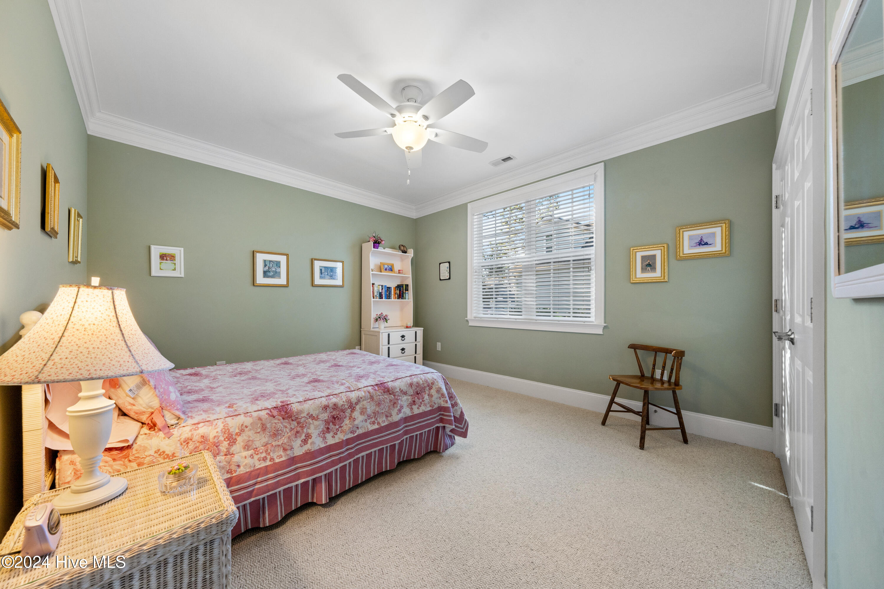 100480816 | Photo 20