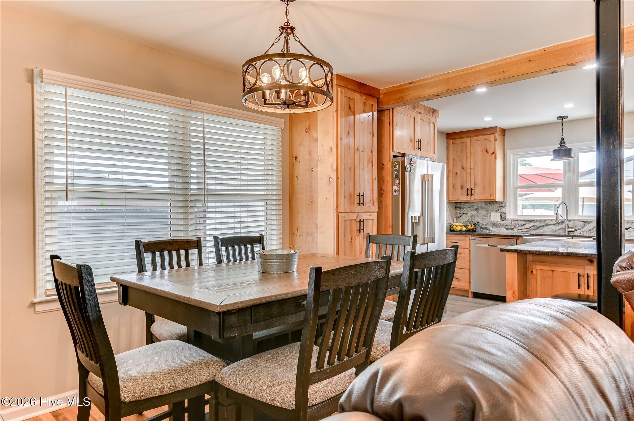 Dining/Kitchen