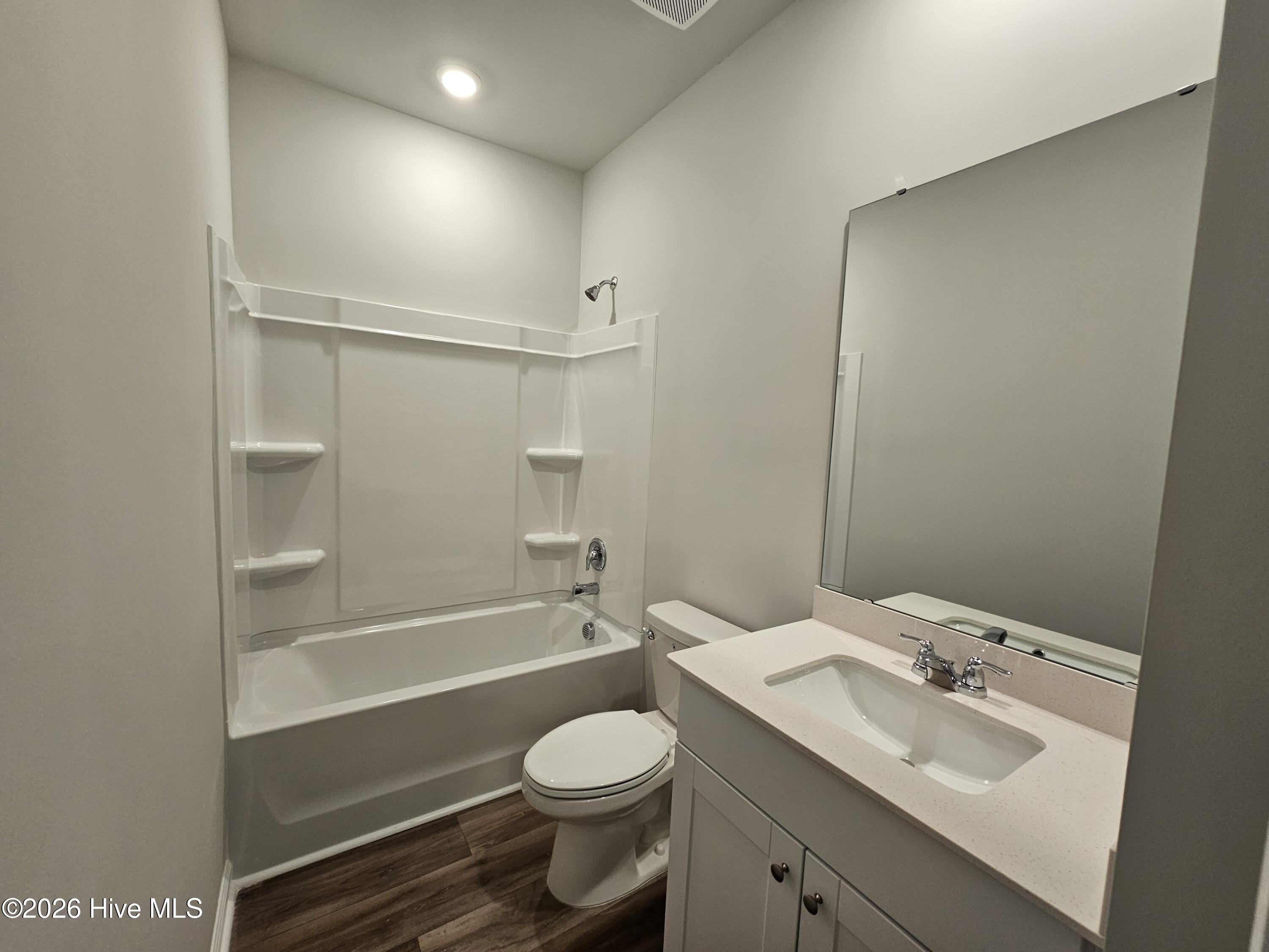 100548483 | Photo 10