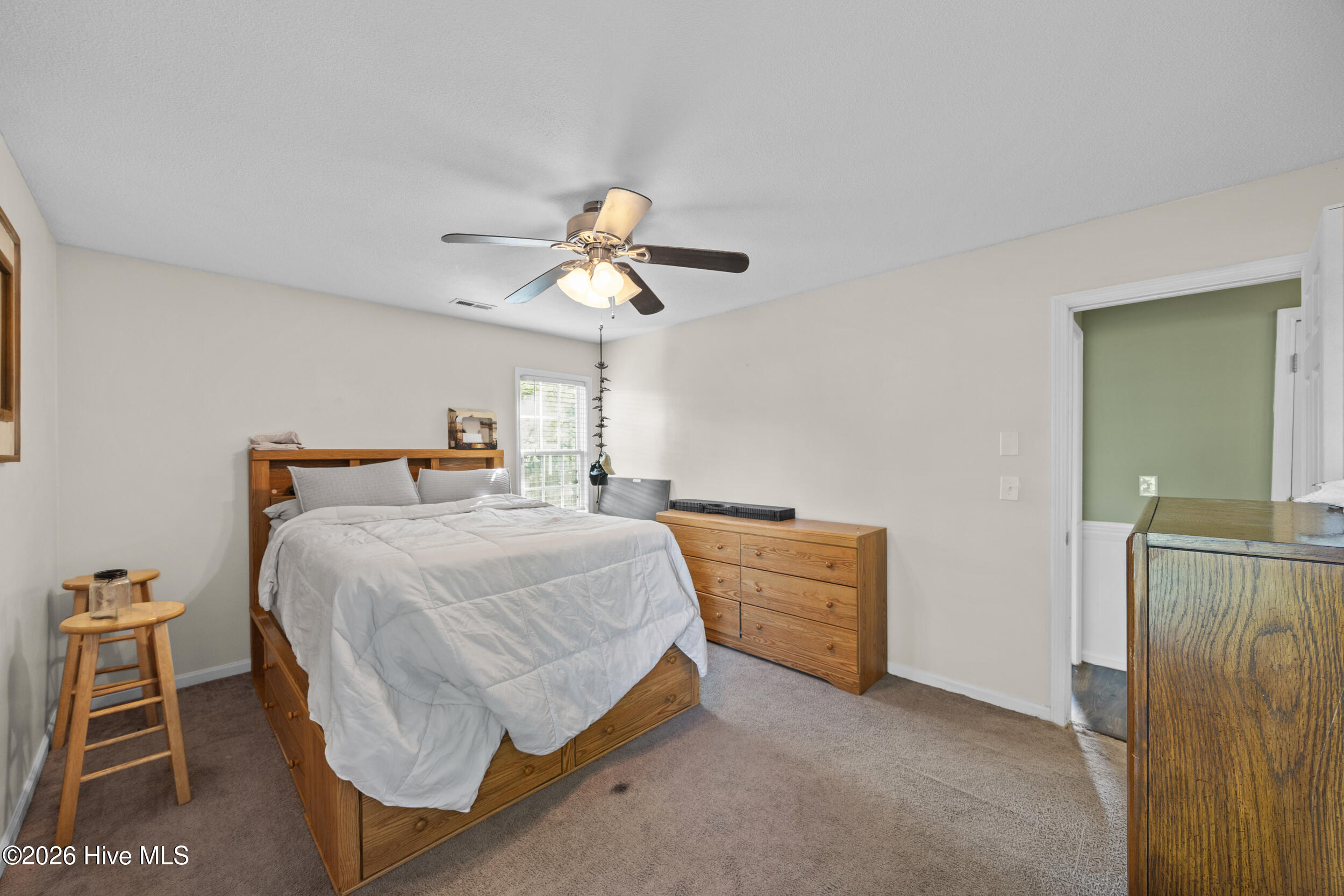 100567954 | Photo 22