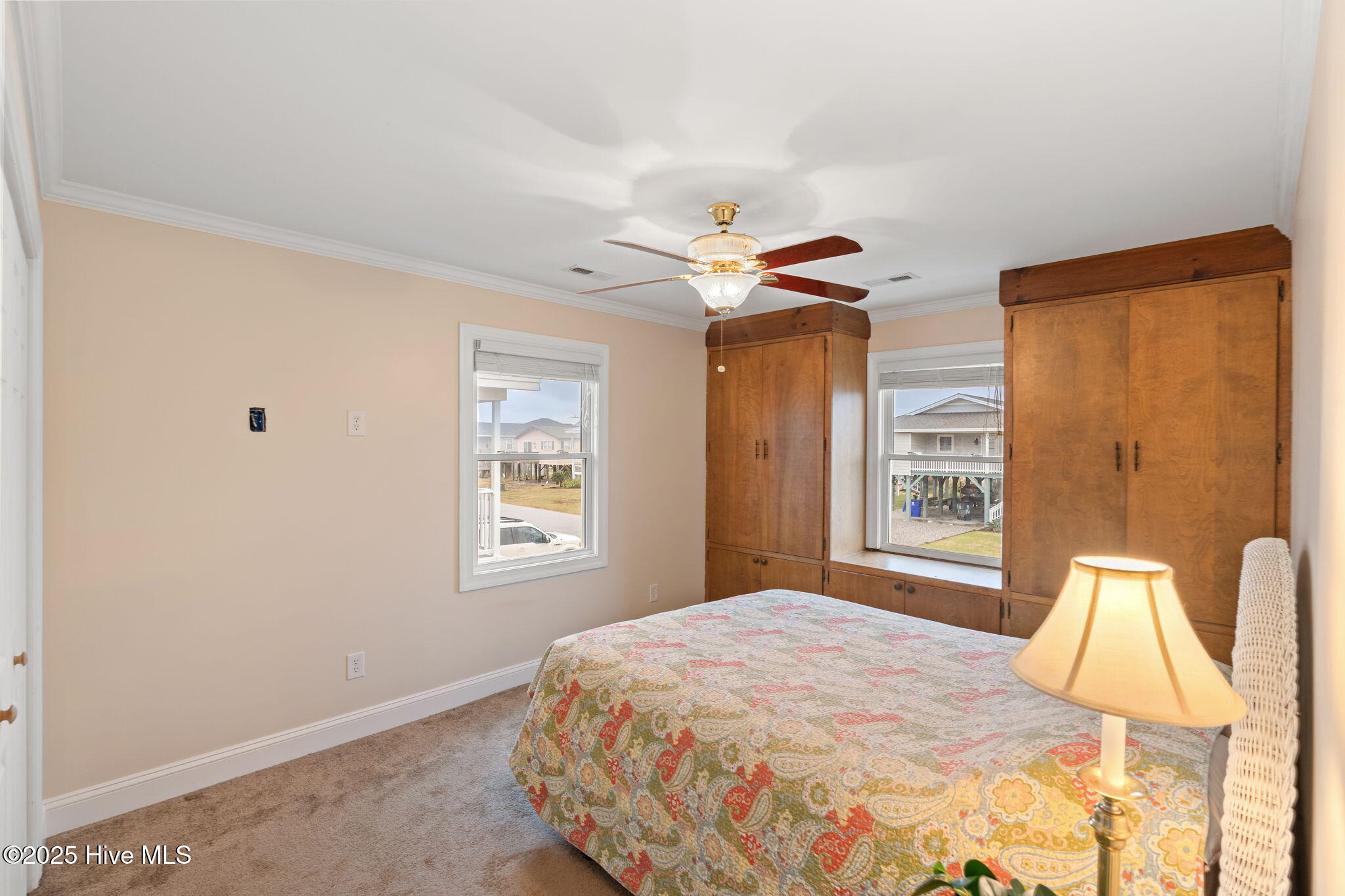 100542792 | Photo 15