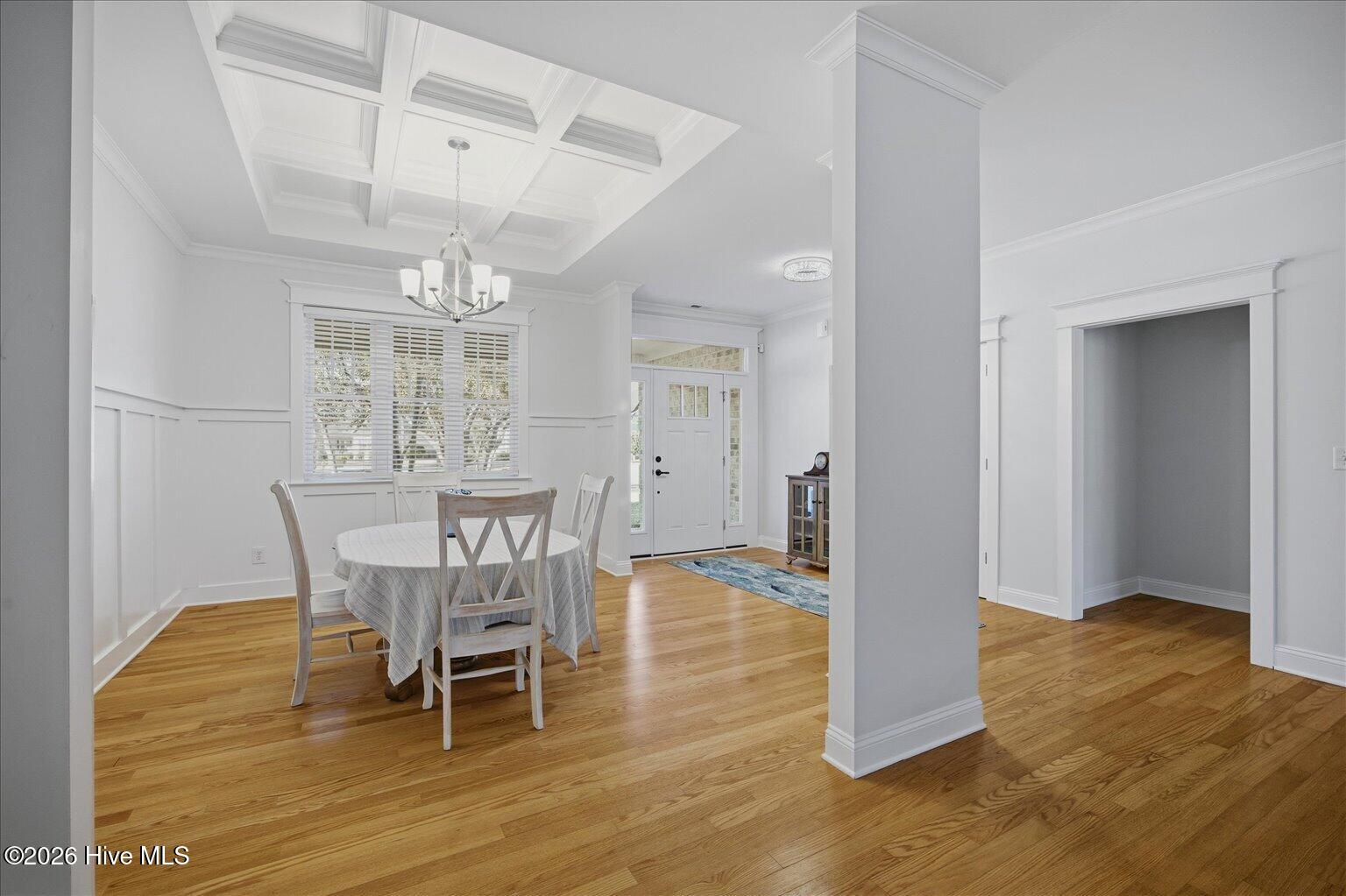 100550413 | Photo 34