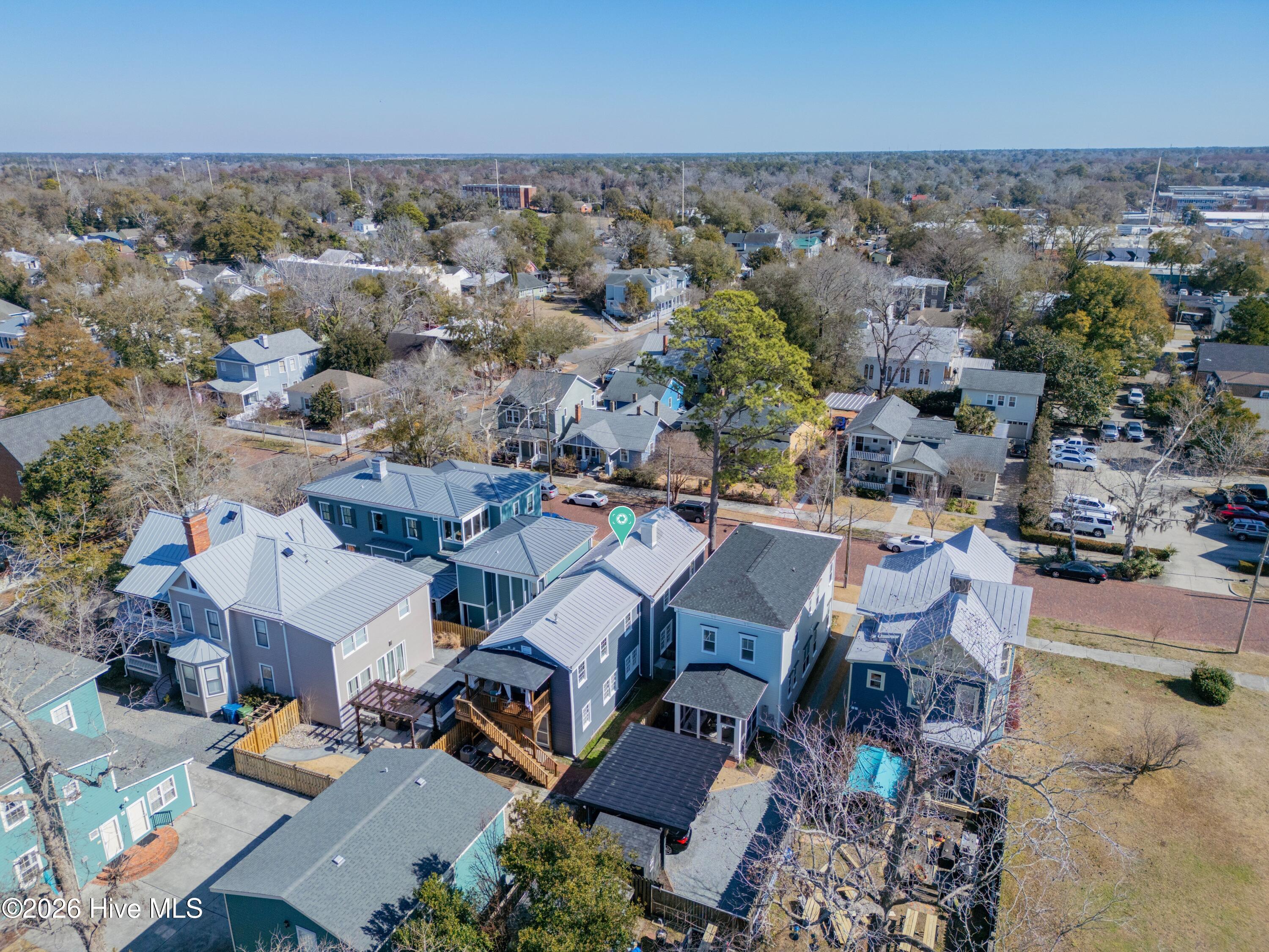 100555907 | Photo 44