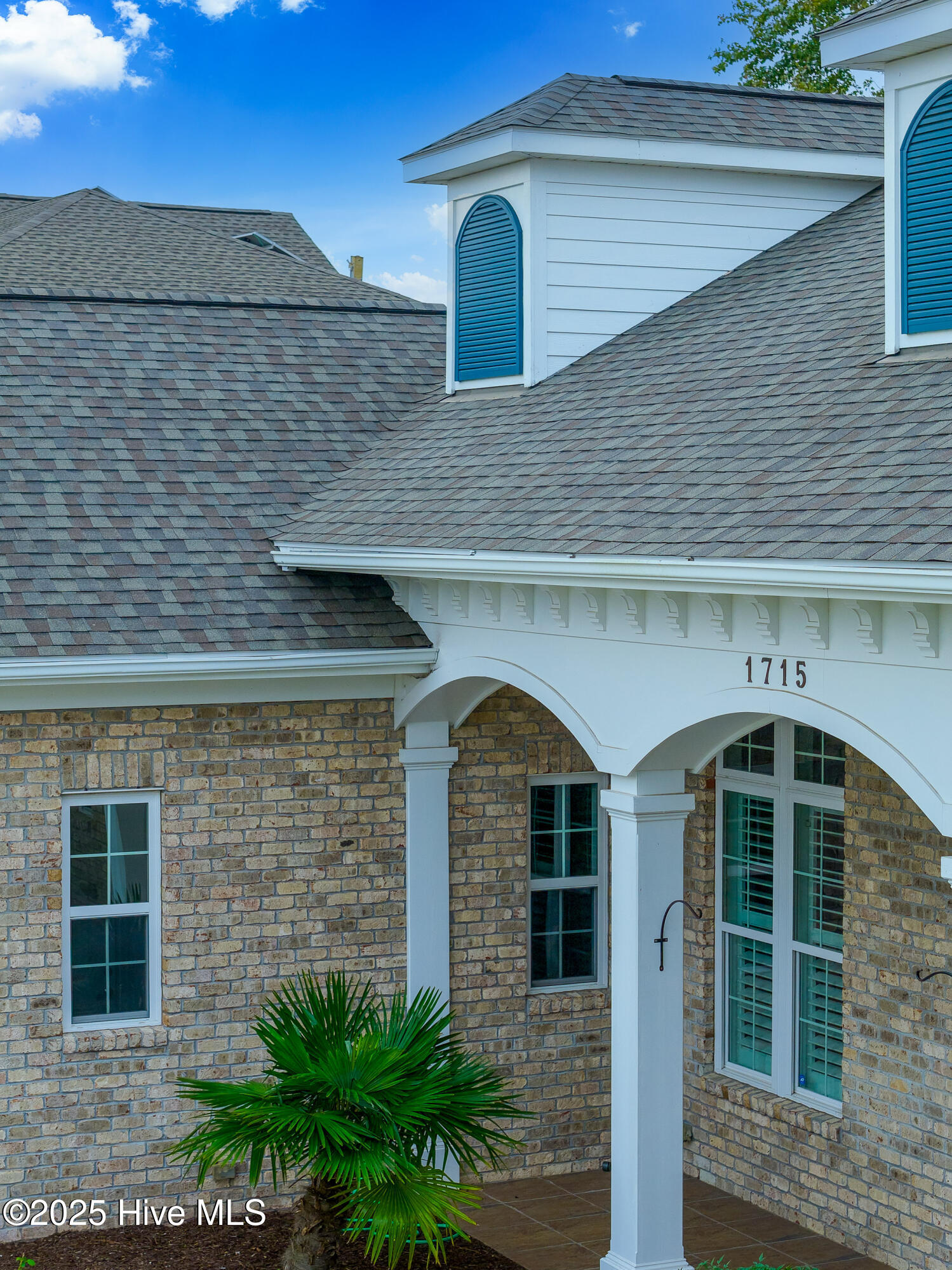 100481960 | Photo 16