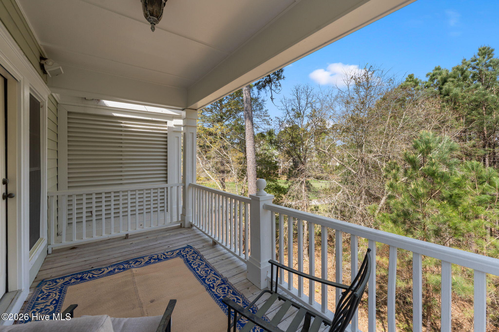 100564411 | Photo 31