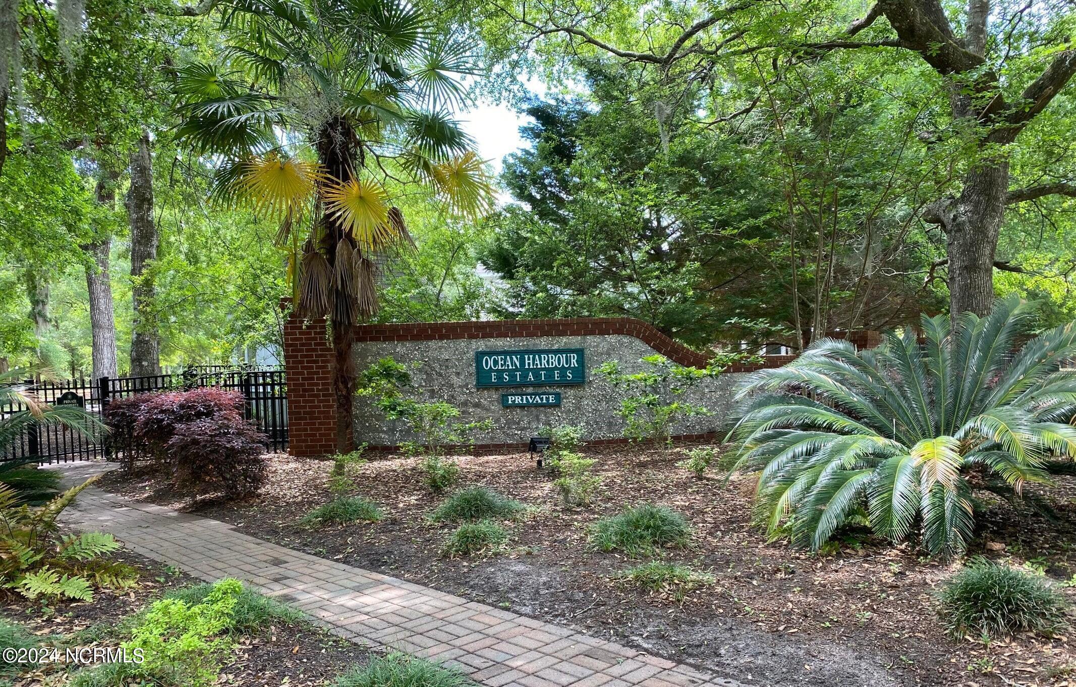 100454003 | Photo 10