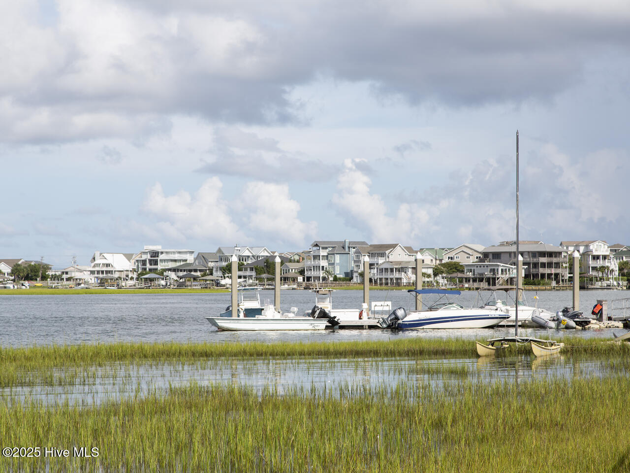 100555060 | Photo 46