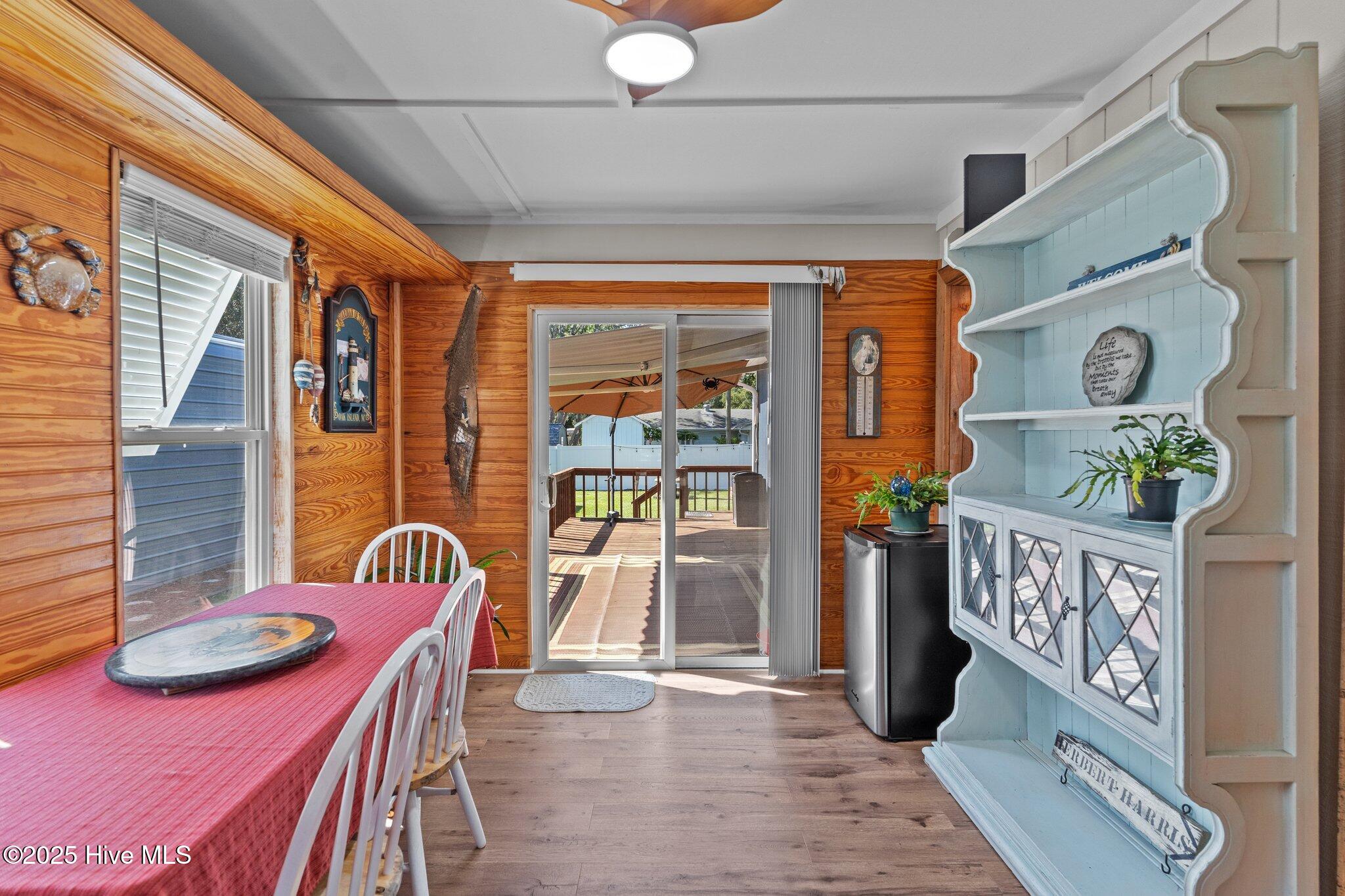 100527496 | Photo 19