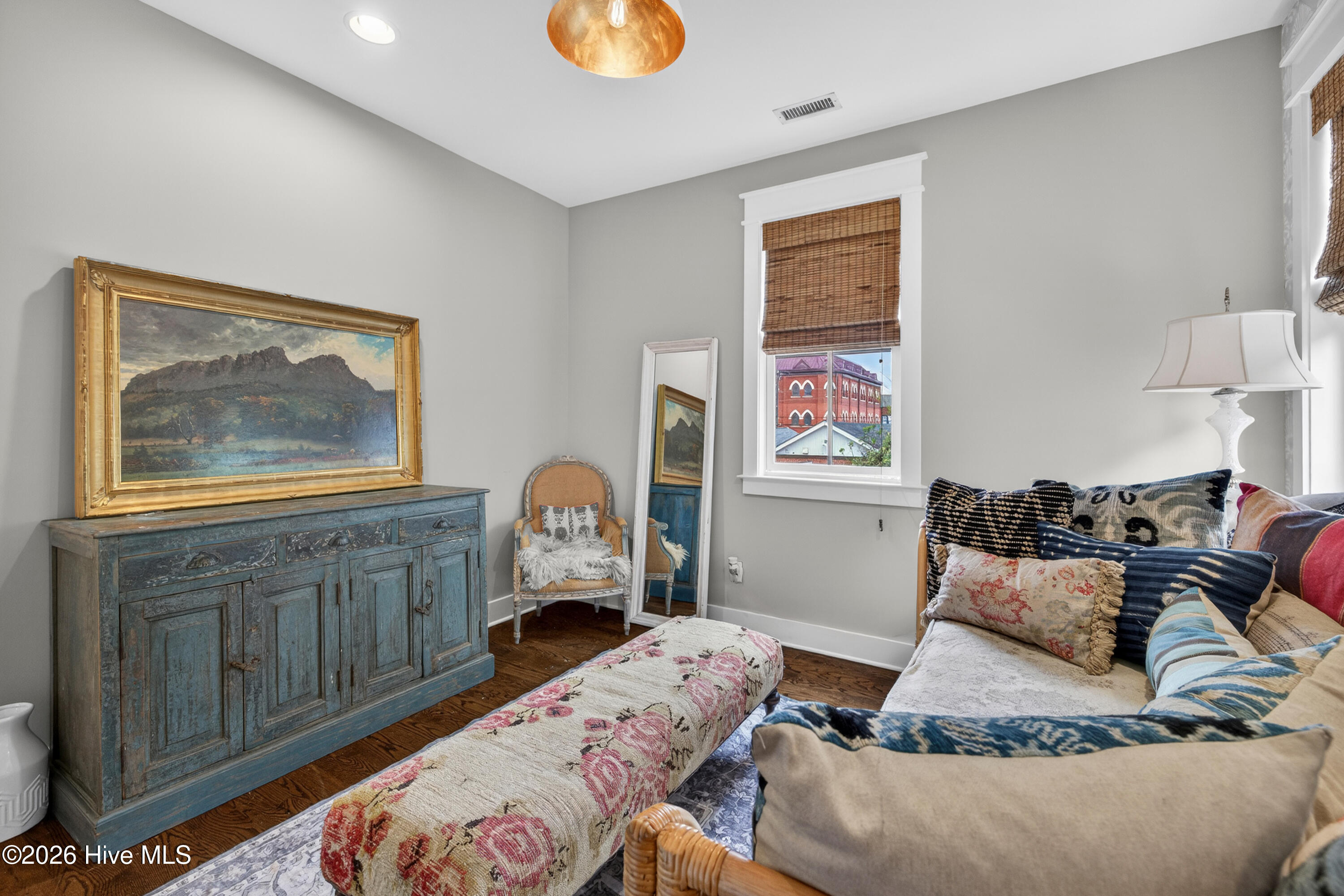 100564836 | Photo 20