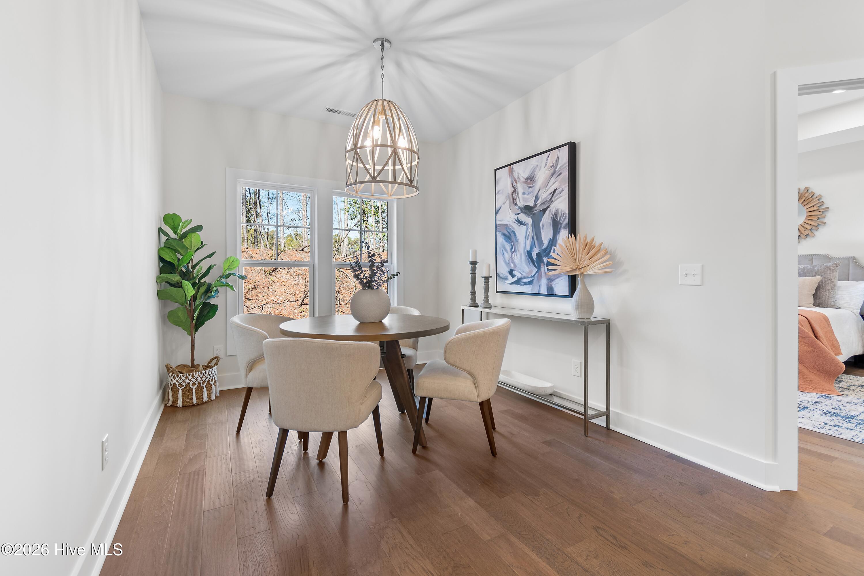 100525148 | Photo 25