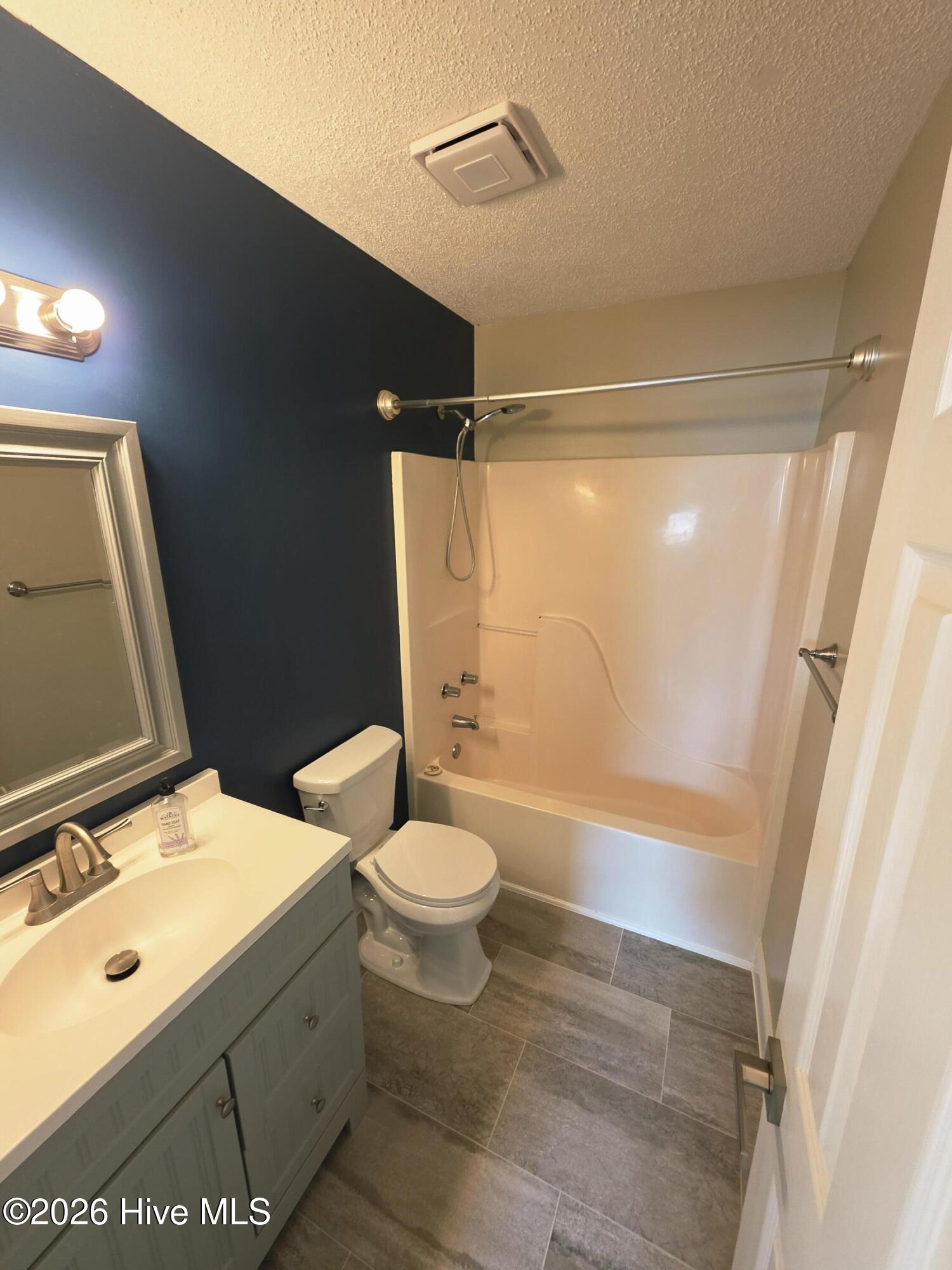 100551263 | Photo 12