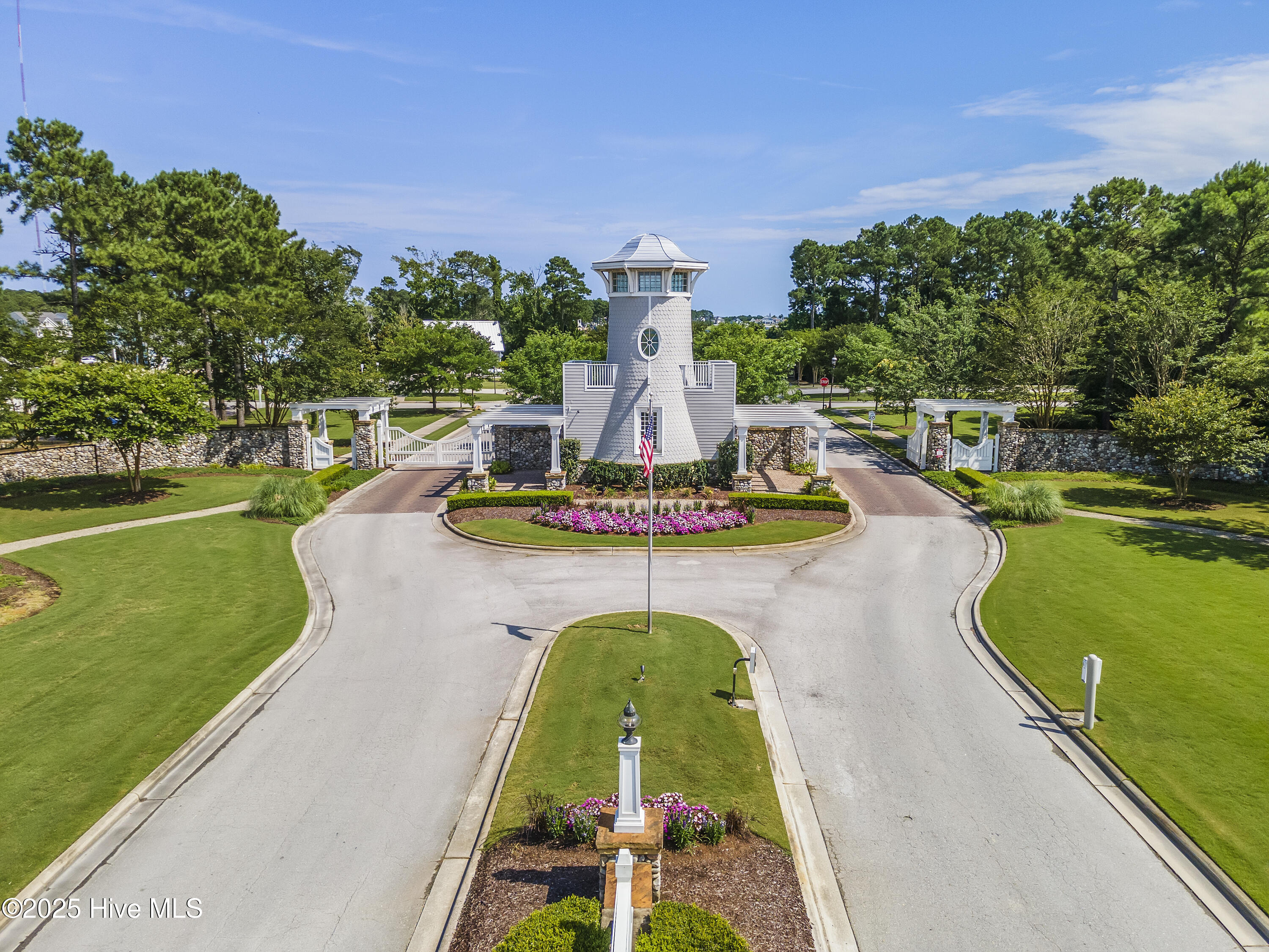 100524767 | Photo 40