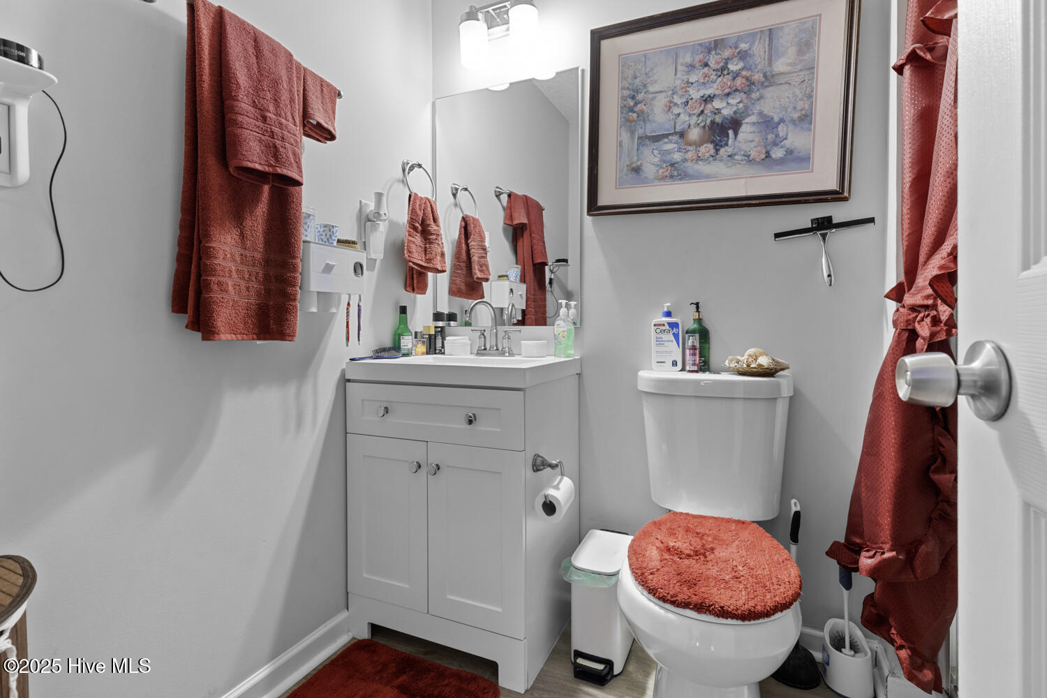 100545994 | Photo 19