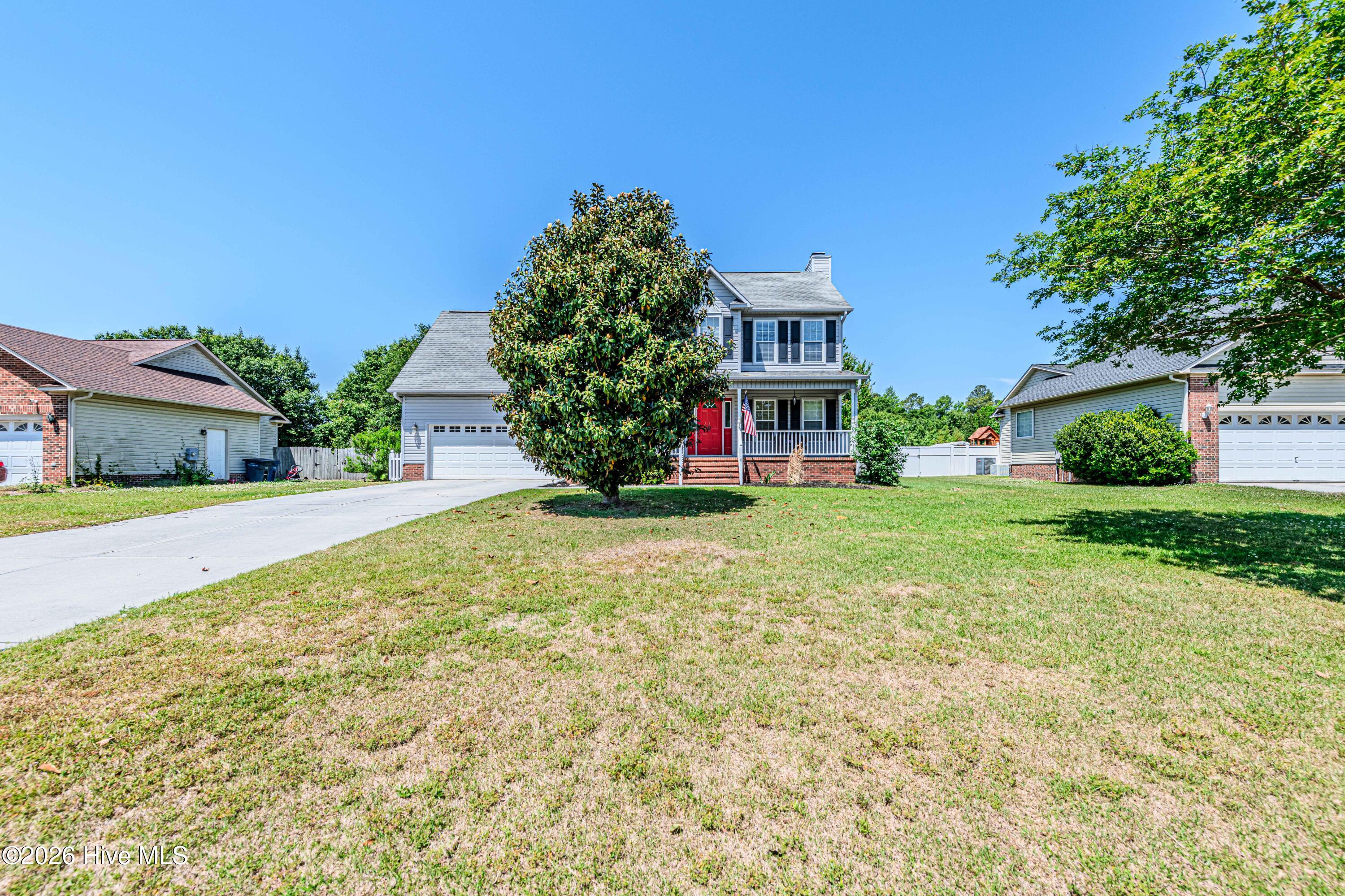 100569182 | Photo 51