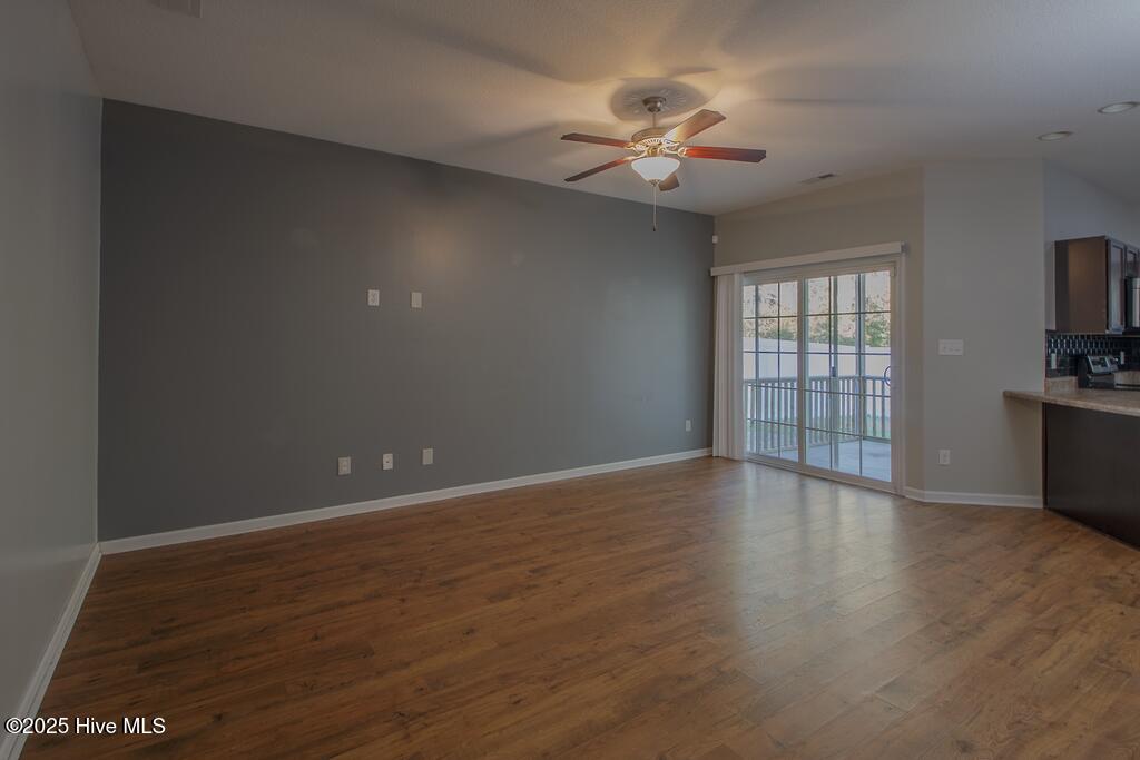 100545808 | Photo 10