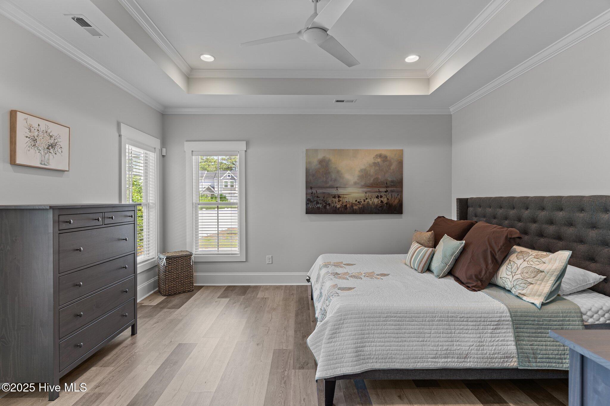 100517876 | Photo 30