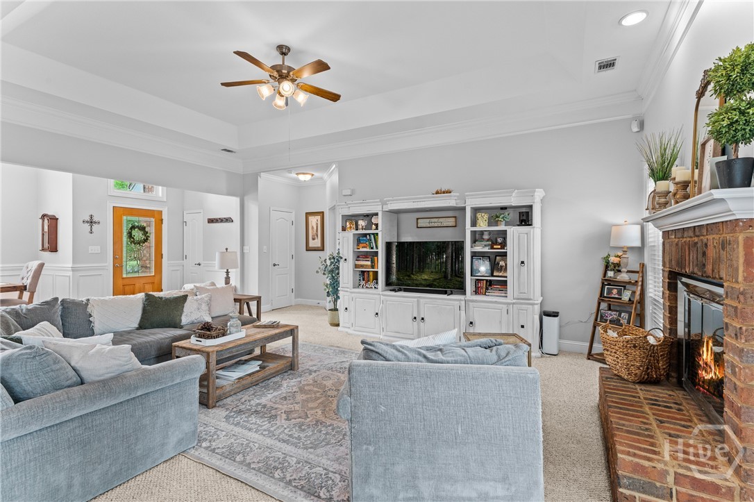 Living Room with fireplace