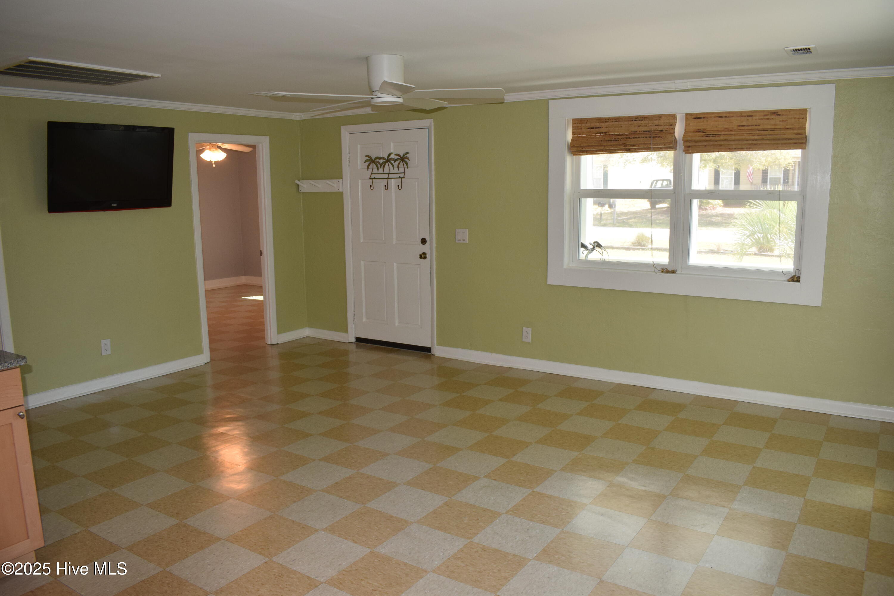 100500447 | Photo 17