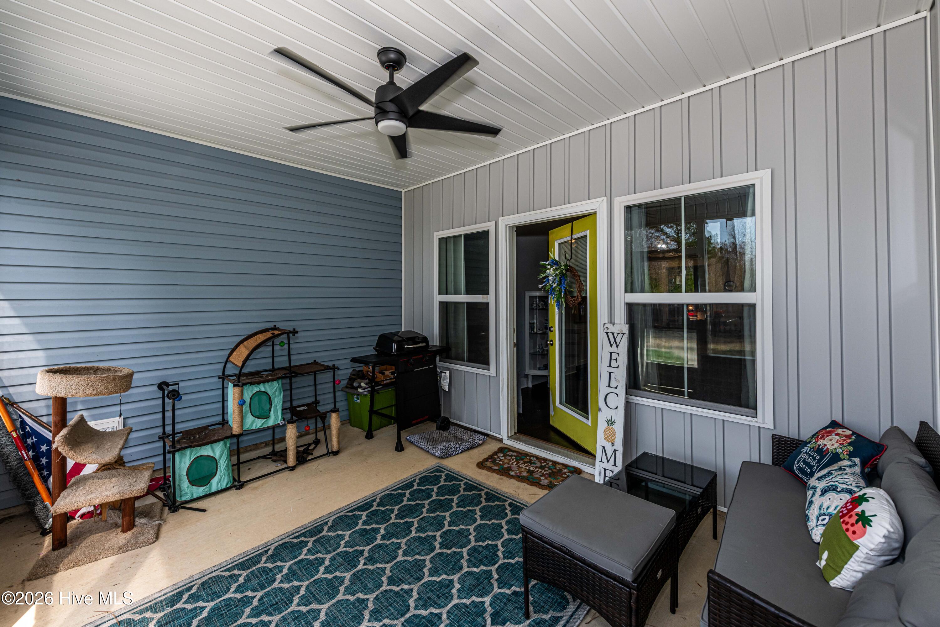 100559174 | Photo 34