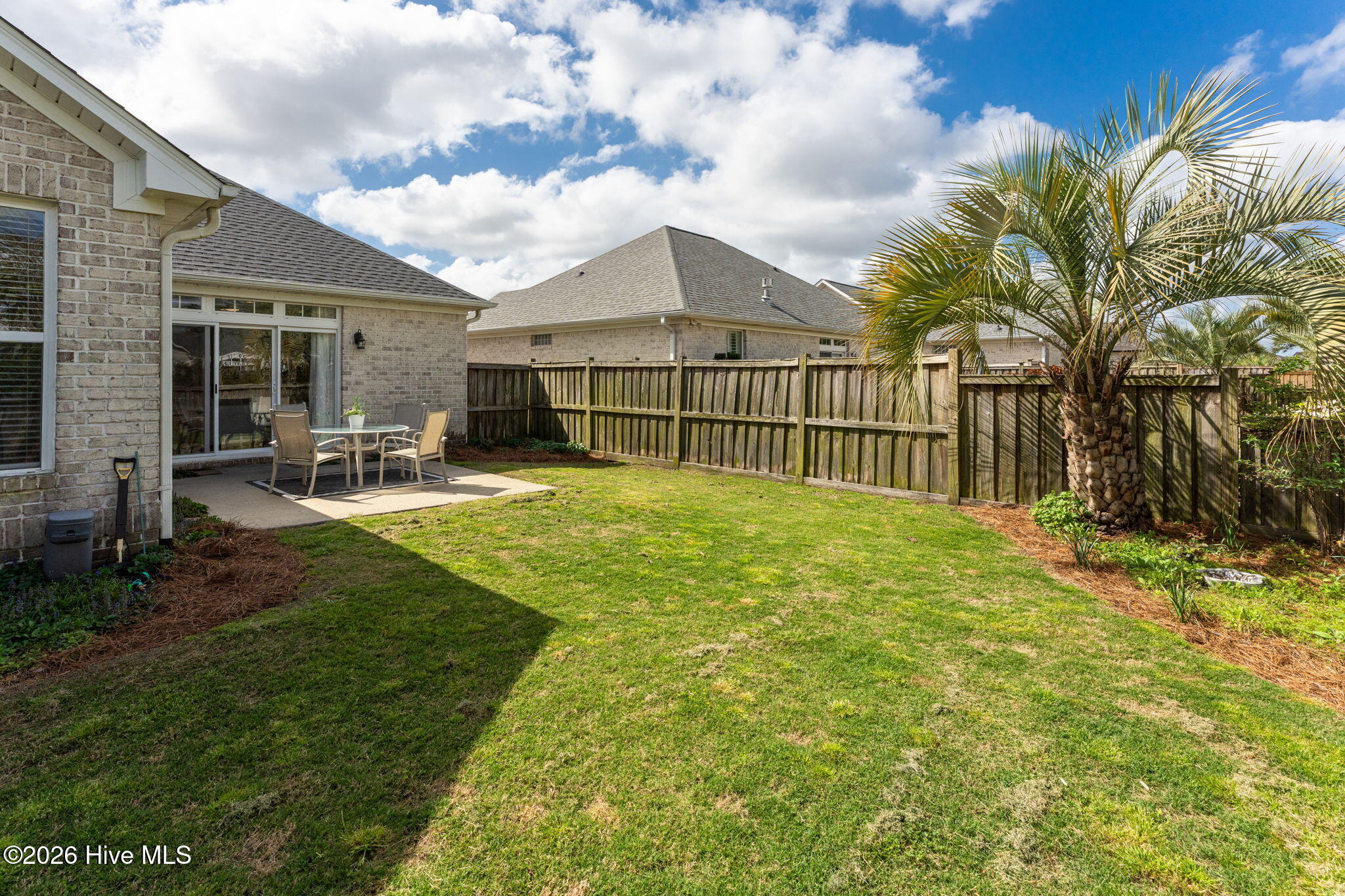 100564591 | Photo 28