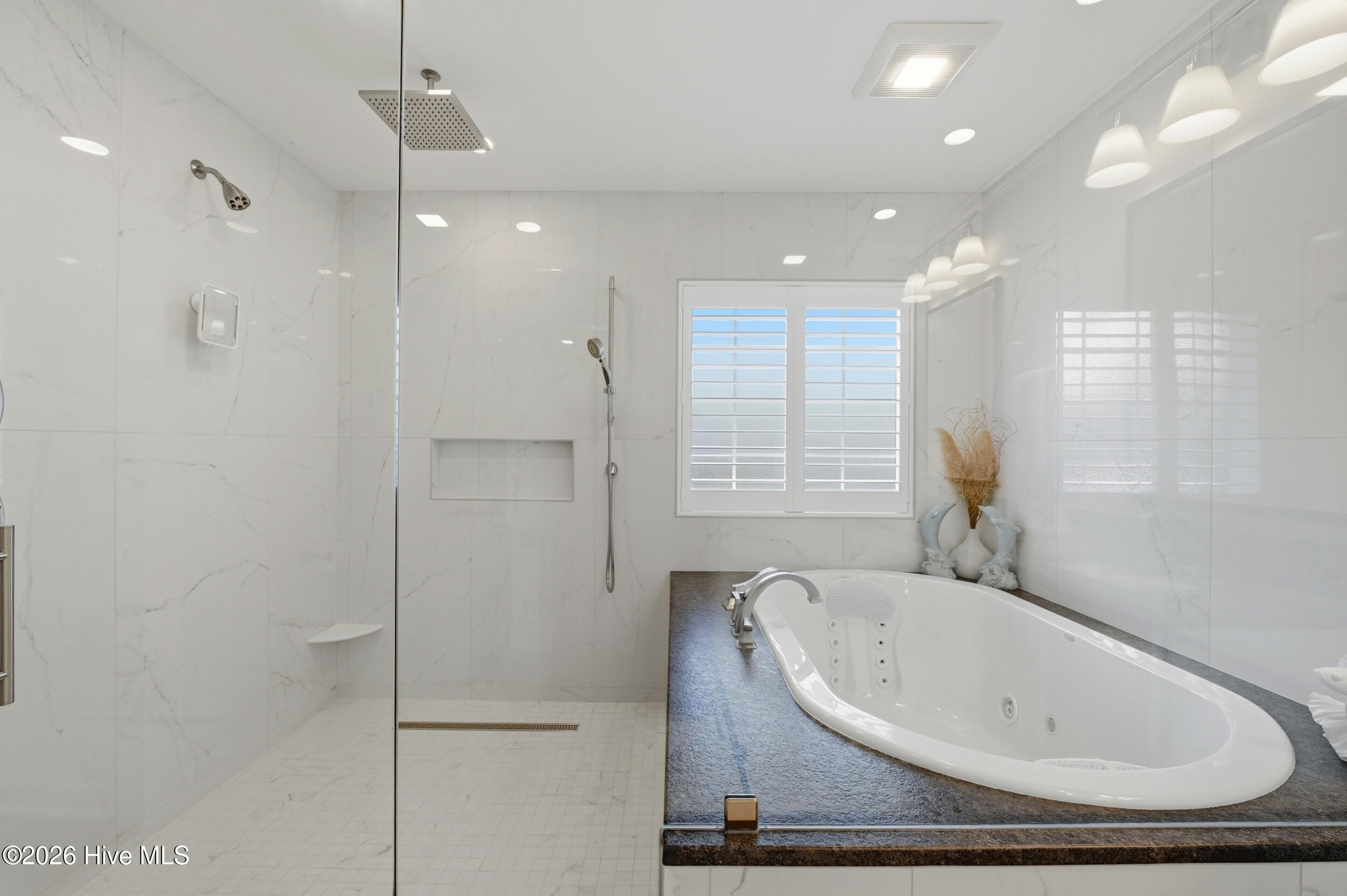 100555561 | Photo 27