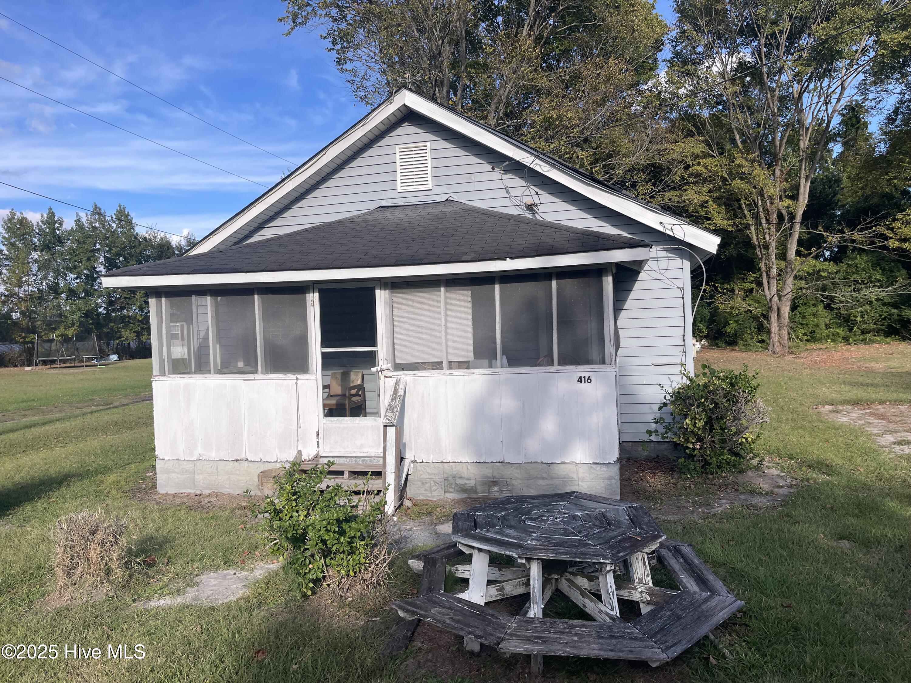 Homes for sale in Hertford, NC | 416 Catherine St, Hertford, NC 27944 | MLS# 100534895