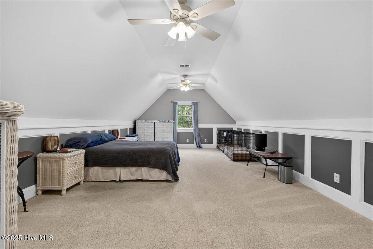 100530504 | Photo 44