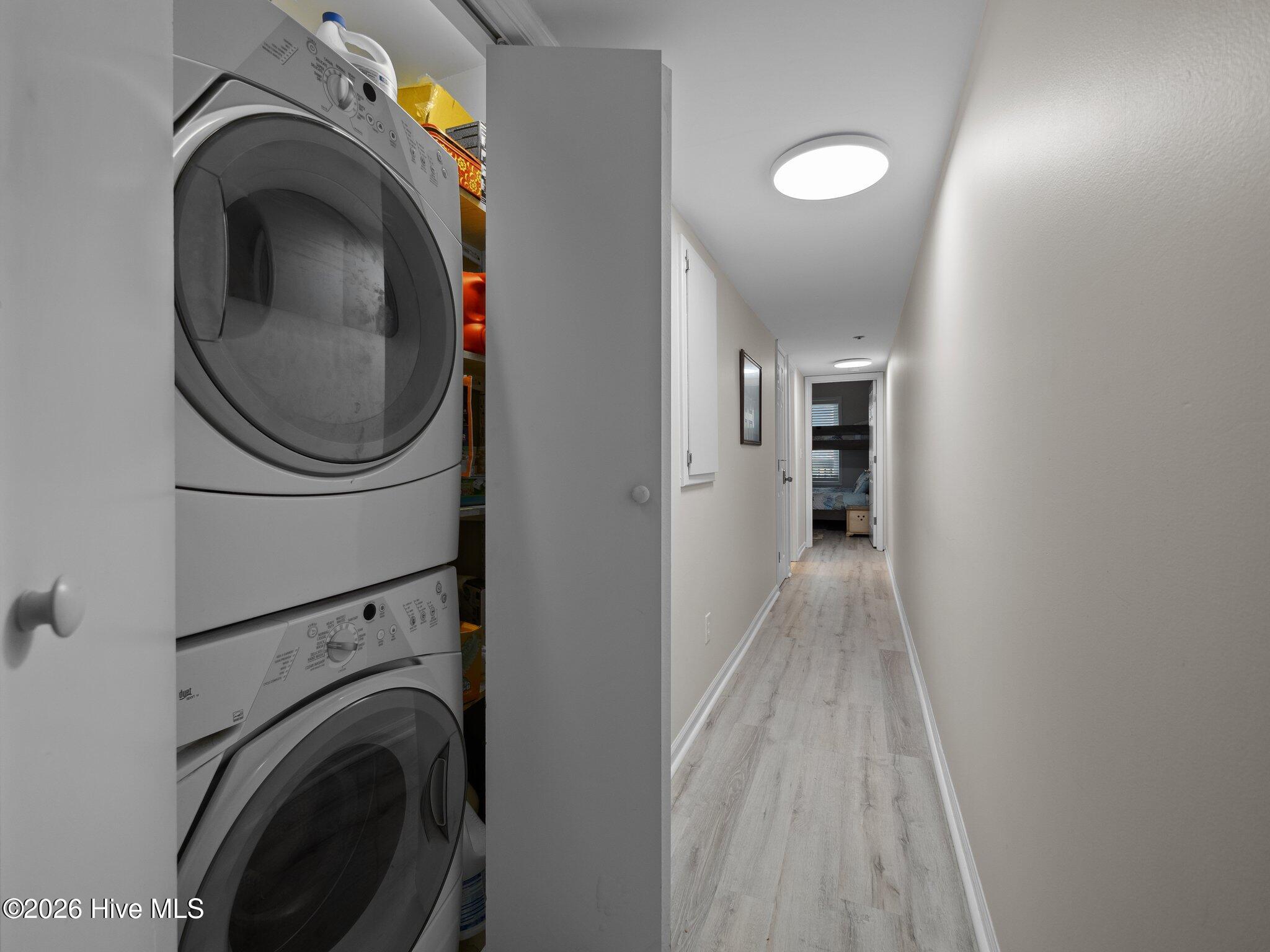 100548532 | Photo 22