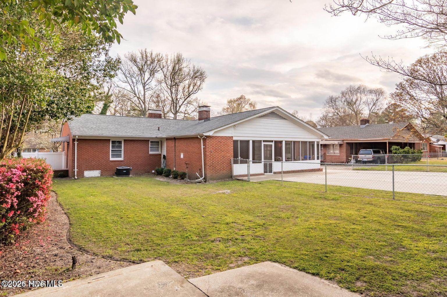 1909 E 8th Street, Greenville, NC, 27858