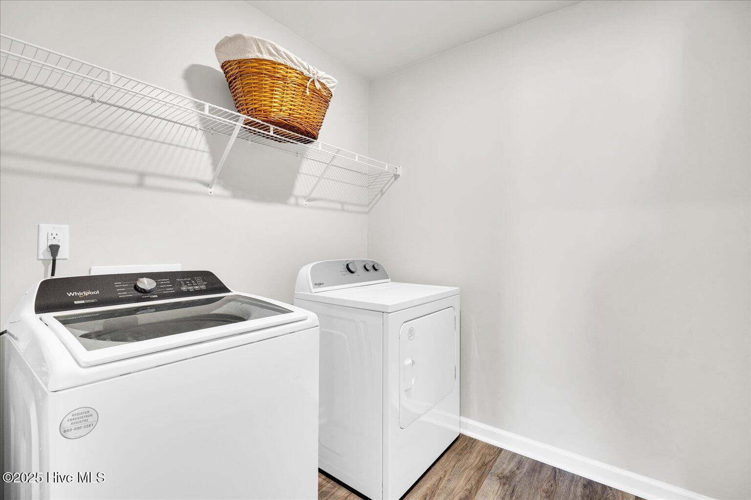 100518788 | Photo 30