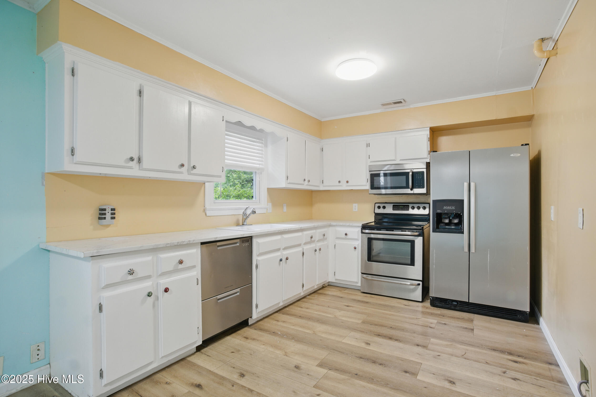 Homes for sale in Moyock, NC | 165 Launch Landing Rd, Moyock, NC 27958 | MLS# 100502208