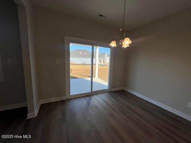 100563437 | Photo 25