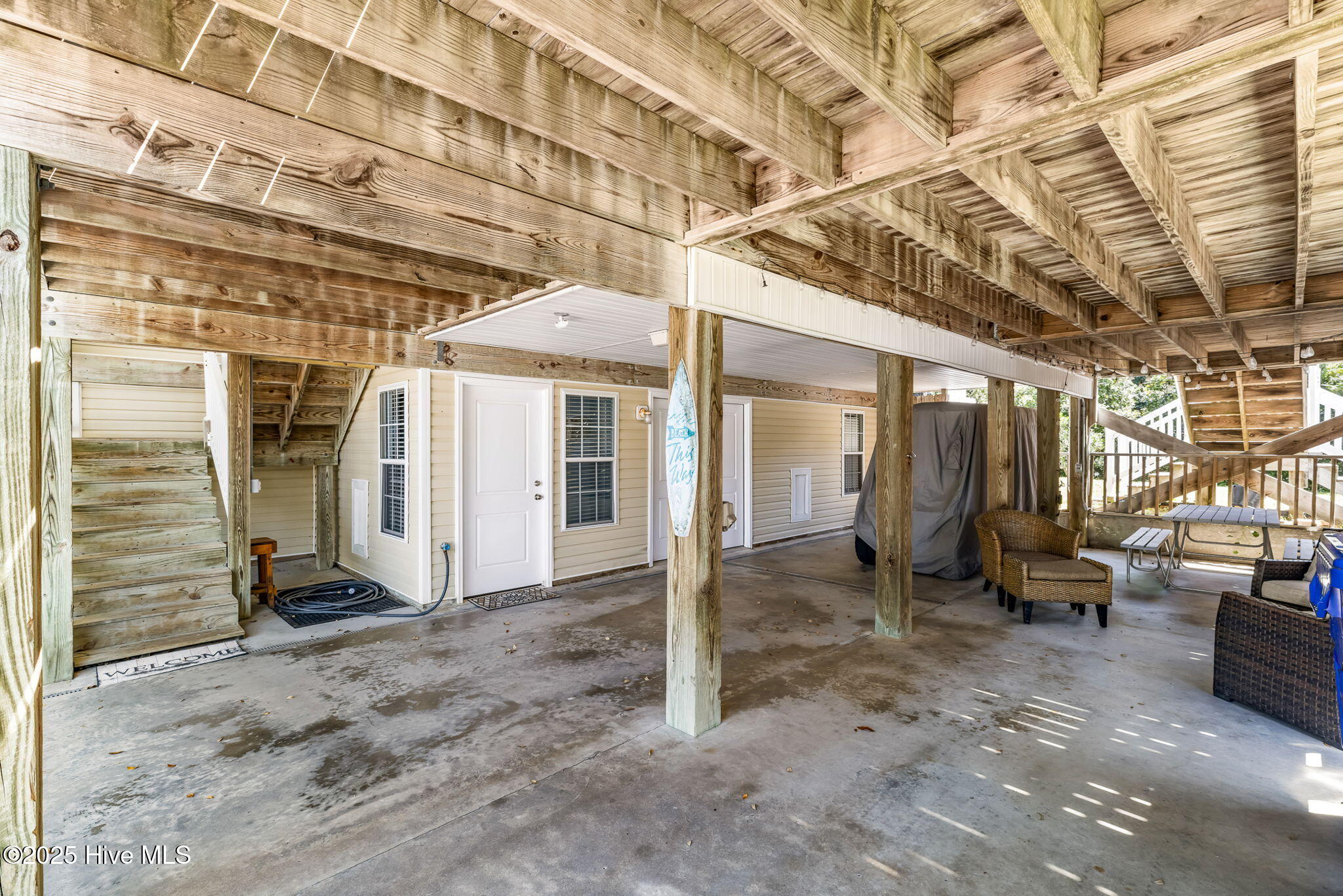 106 SE 44th Street, Oak Island, NC, 28465