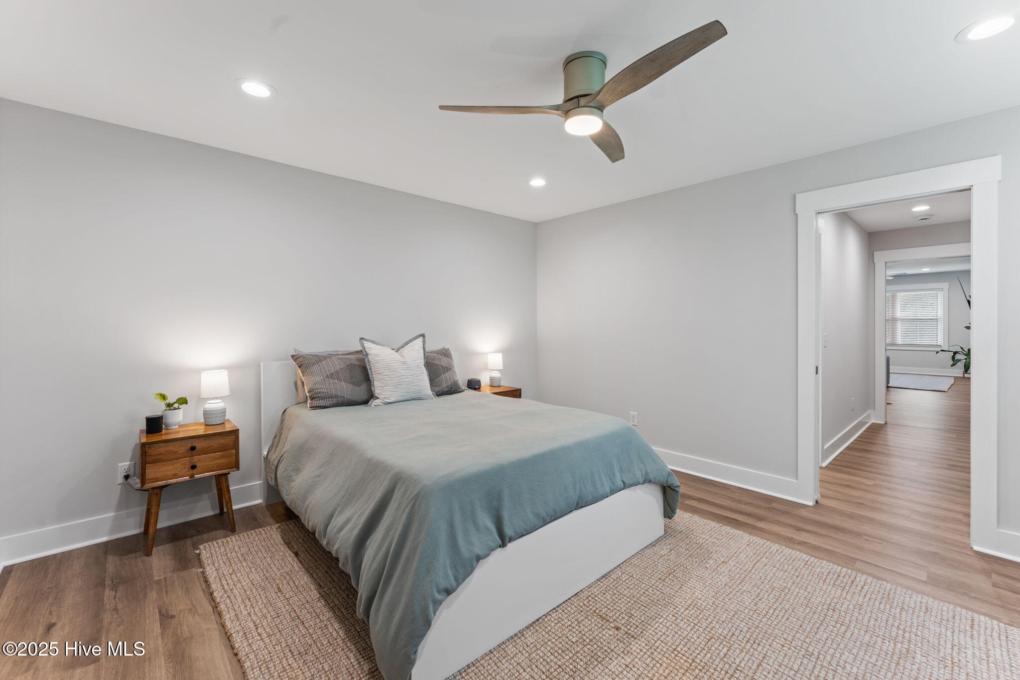 100509282 | Photo 20