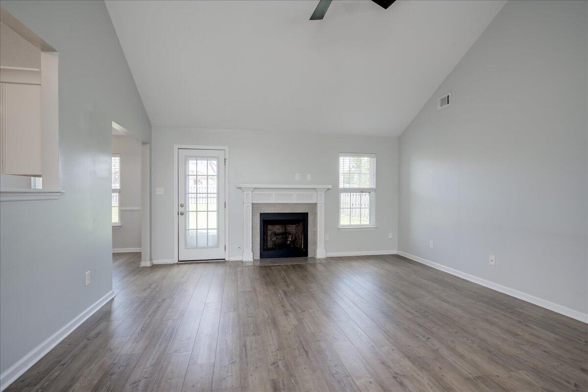 2525 Inverness Drive