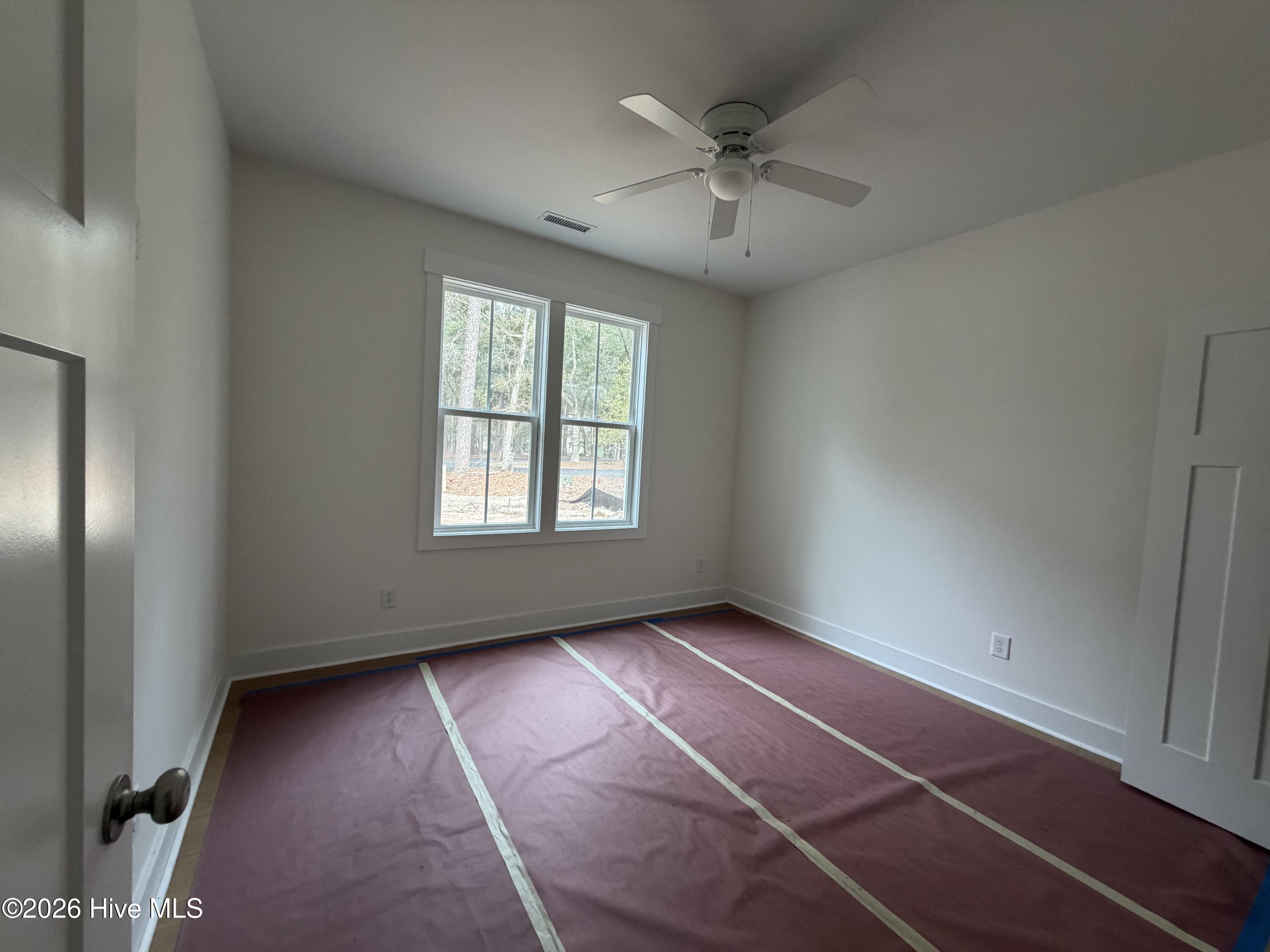 100556928 | Photo 11