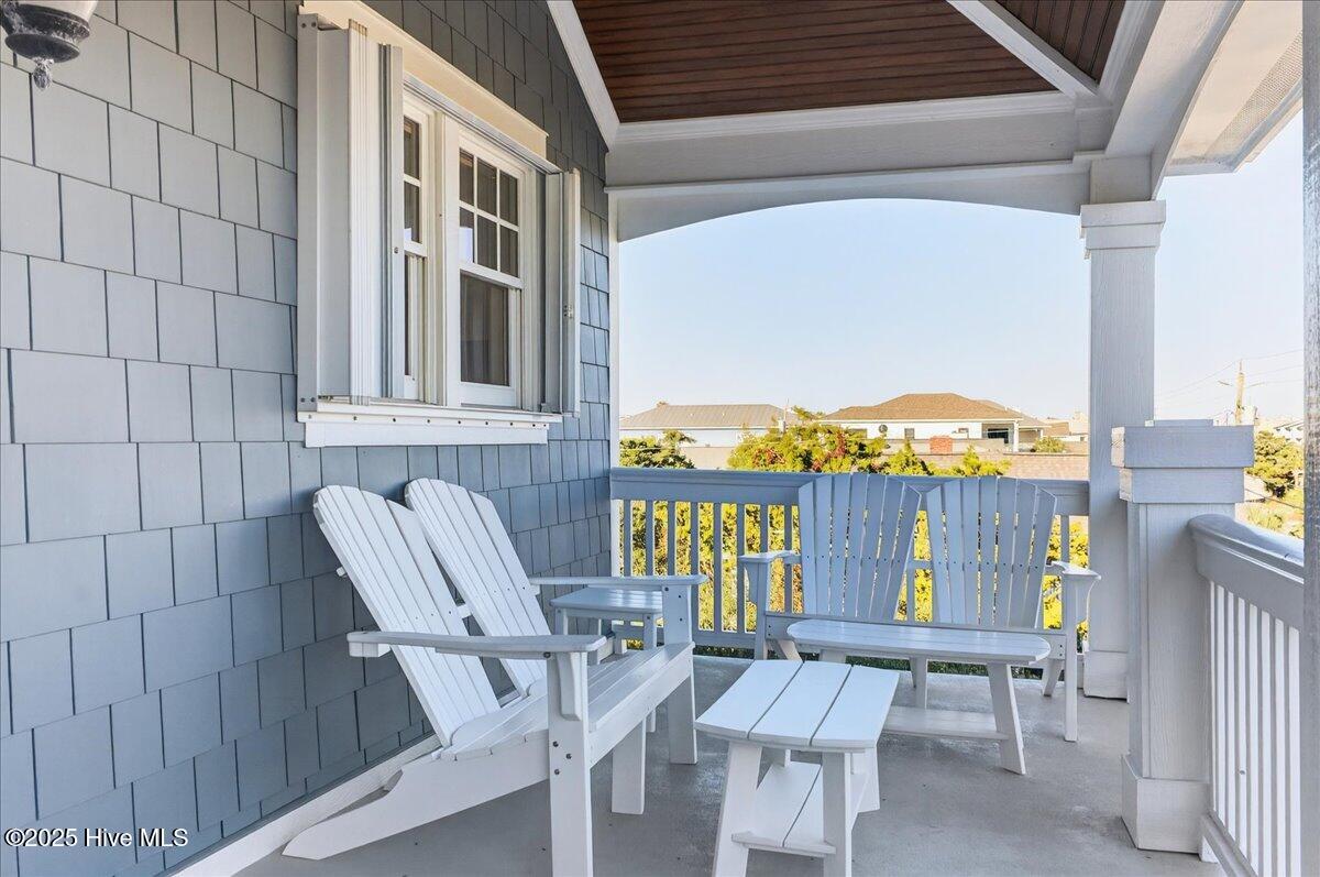 100540926 | Photo 85