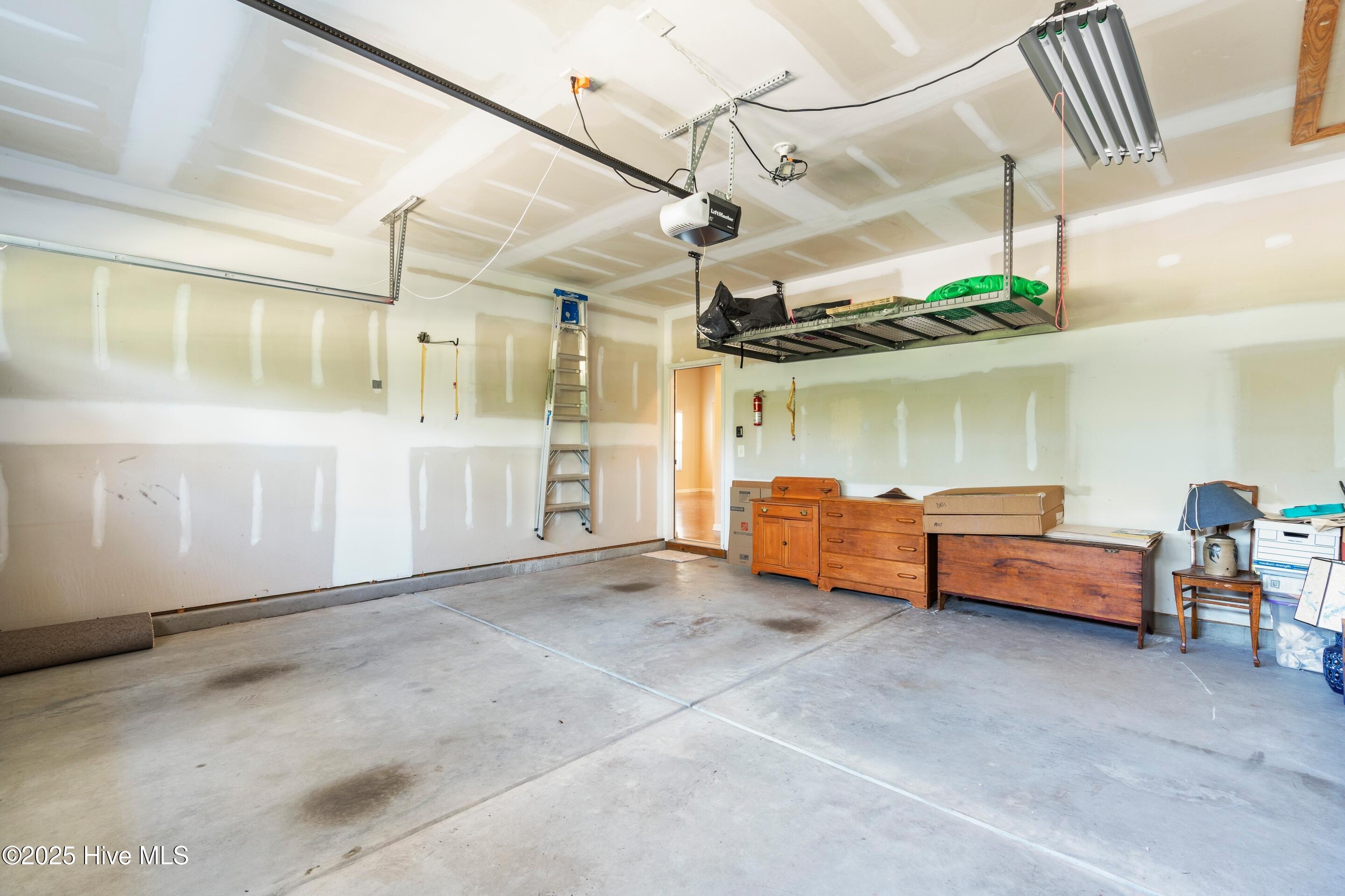 100522432 | Photo 56