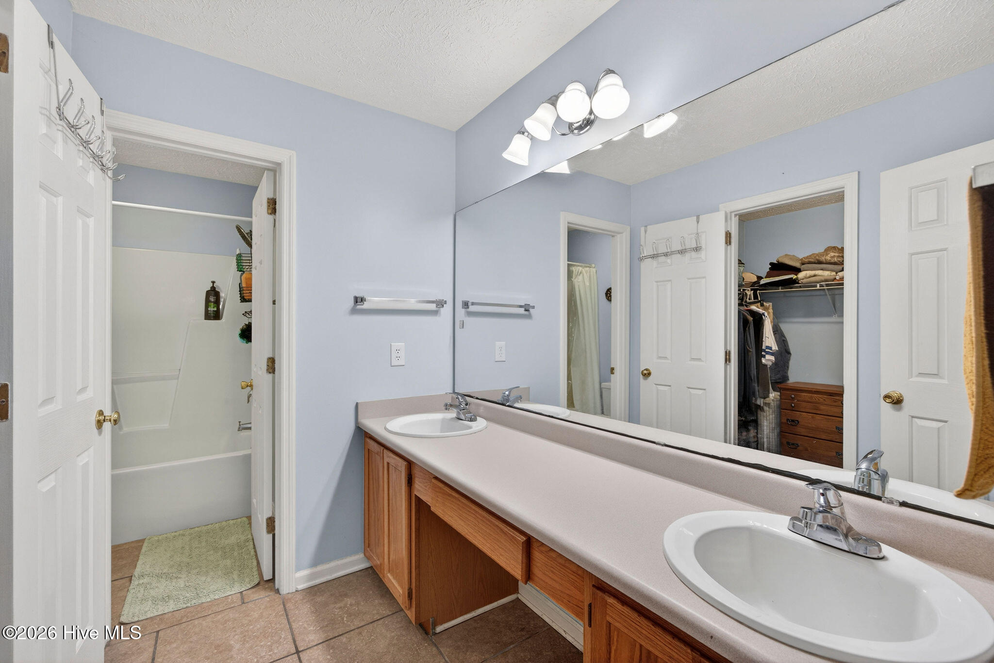 100567464 | Photo 26