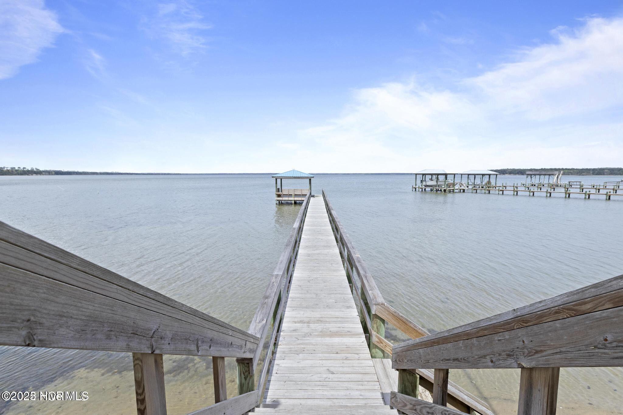 100490996 | Photo 41