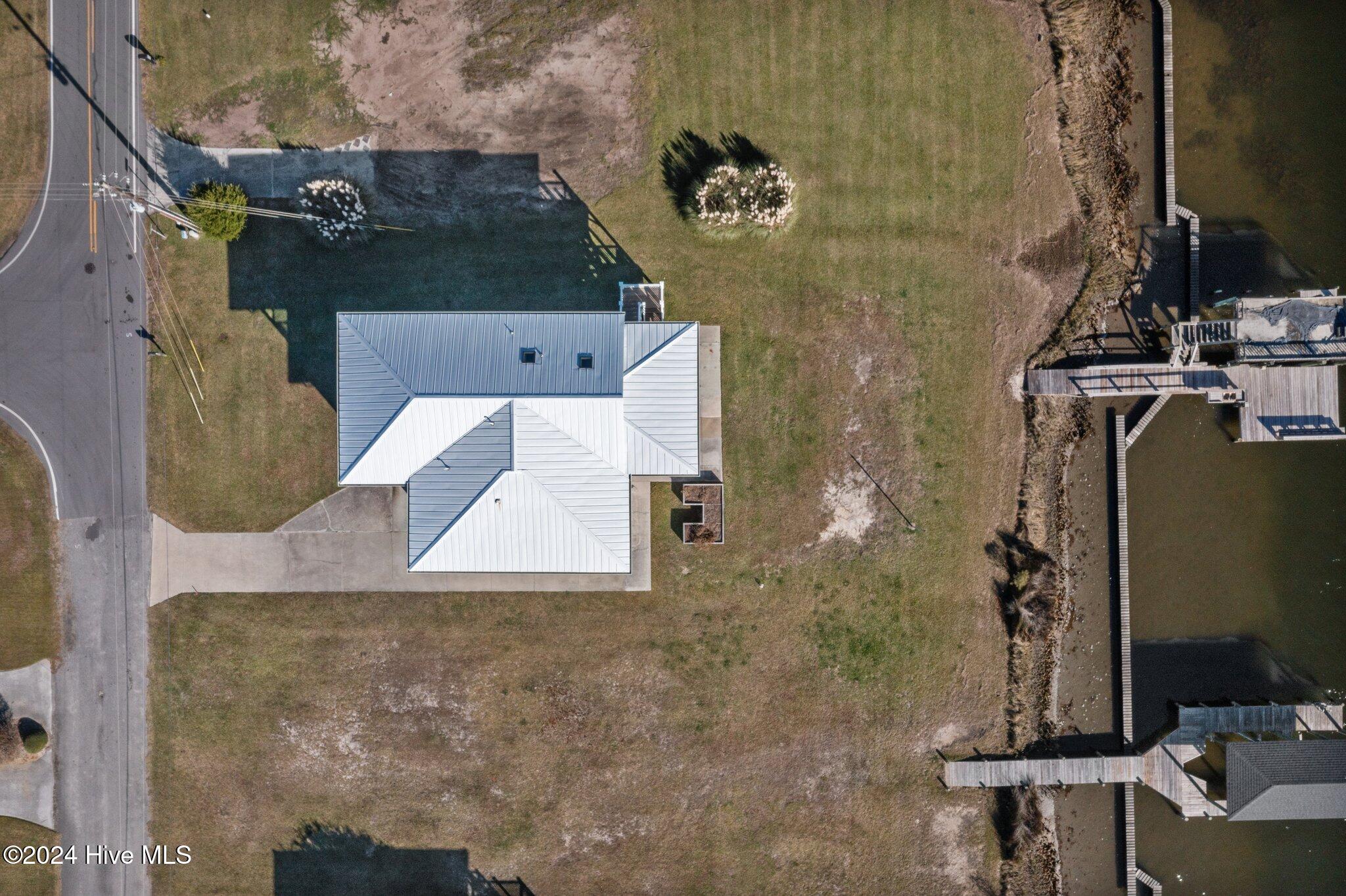 Homes for sale in Sneads Ferry, NC | 101 Grant St, Sneads Ferry, NC 28460 | MLS# 100477671