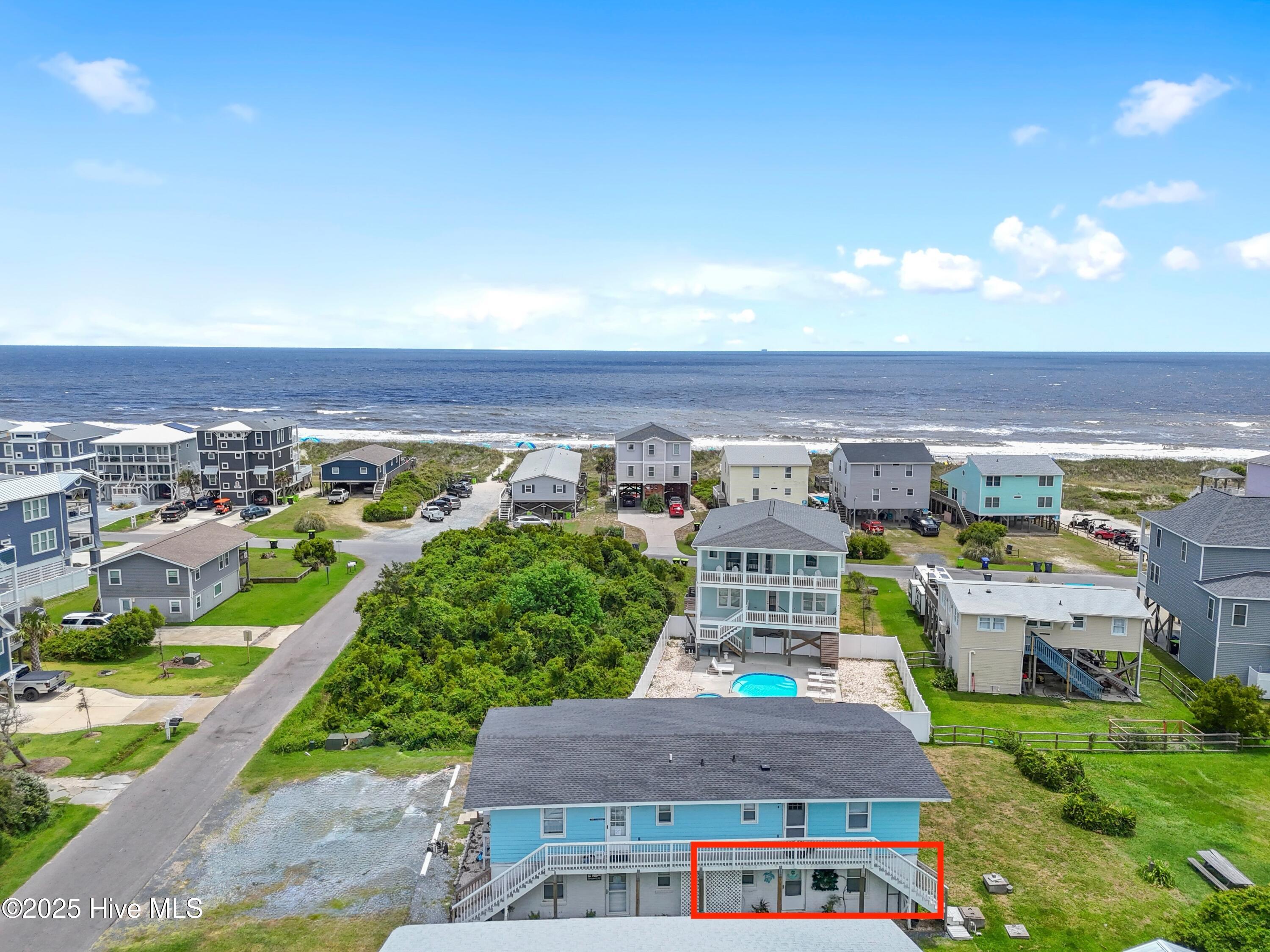 100564186 | Photo 29