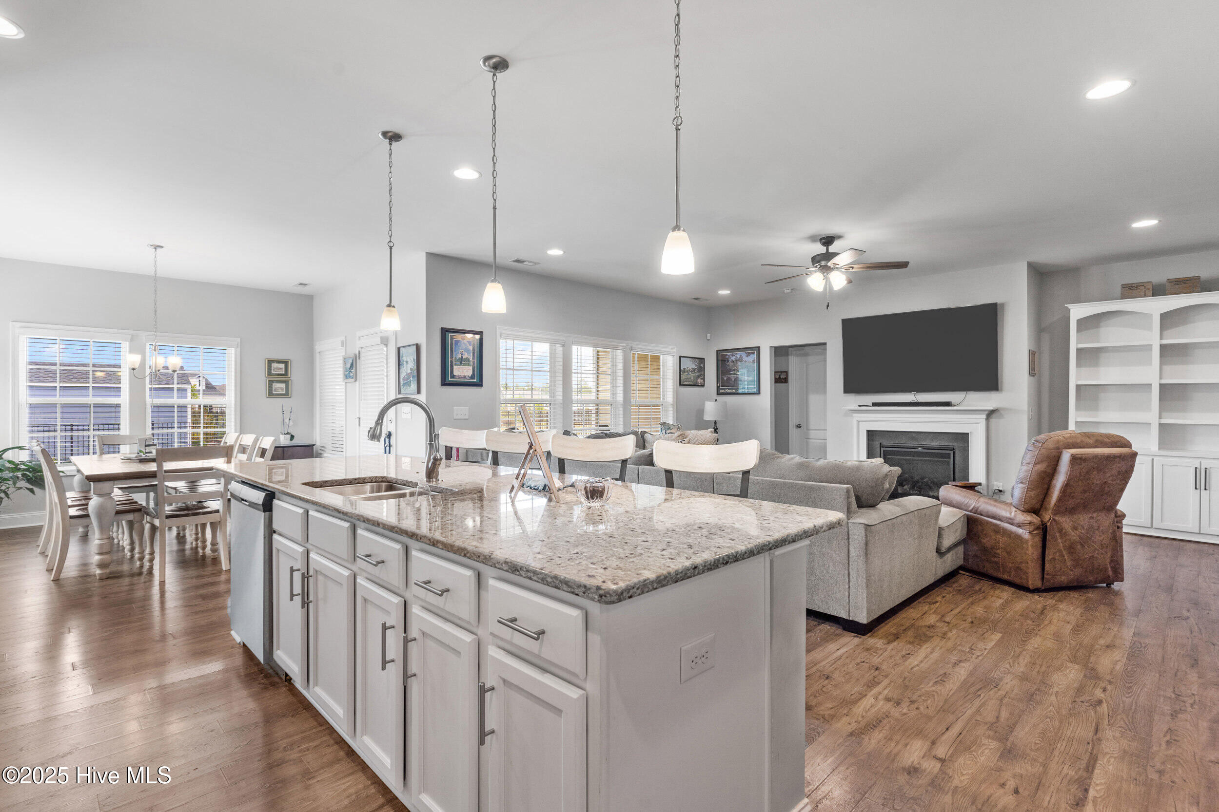 100513907 | Photo 10