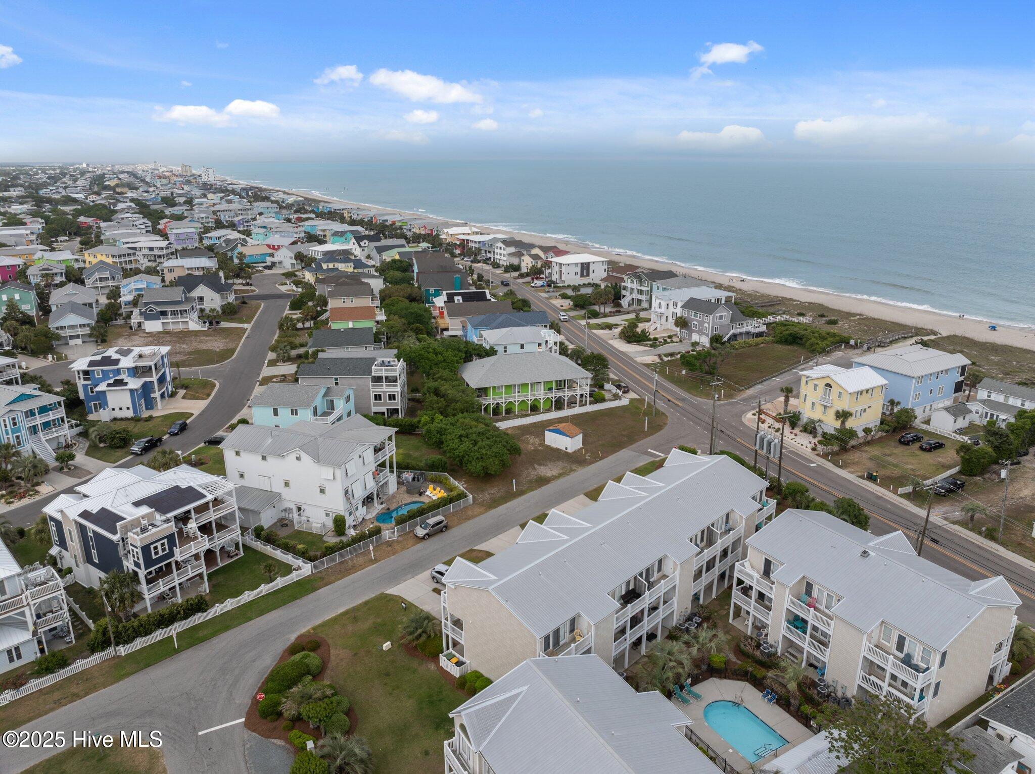 100531131 | Photo 47